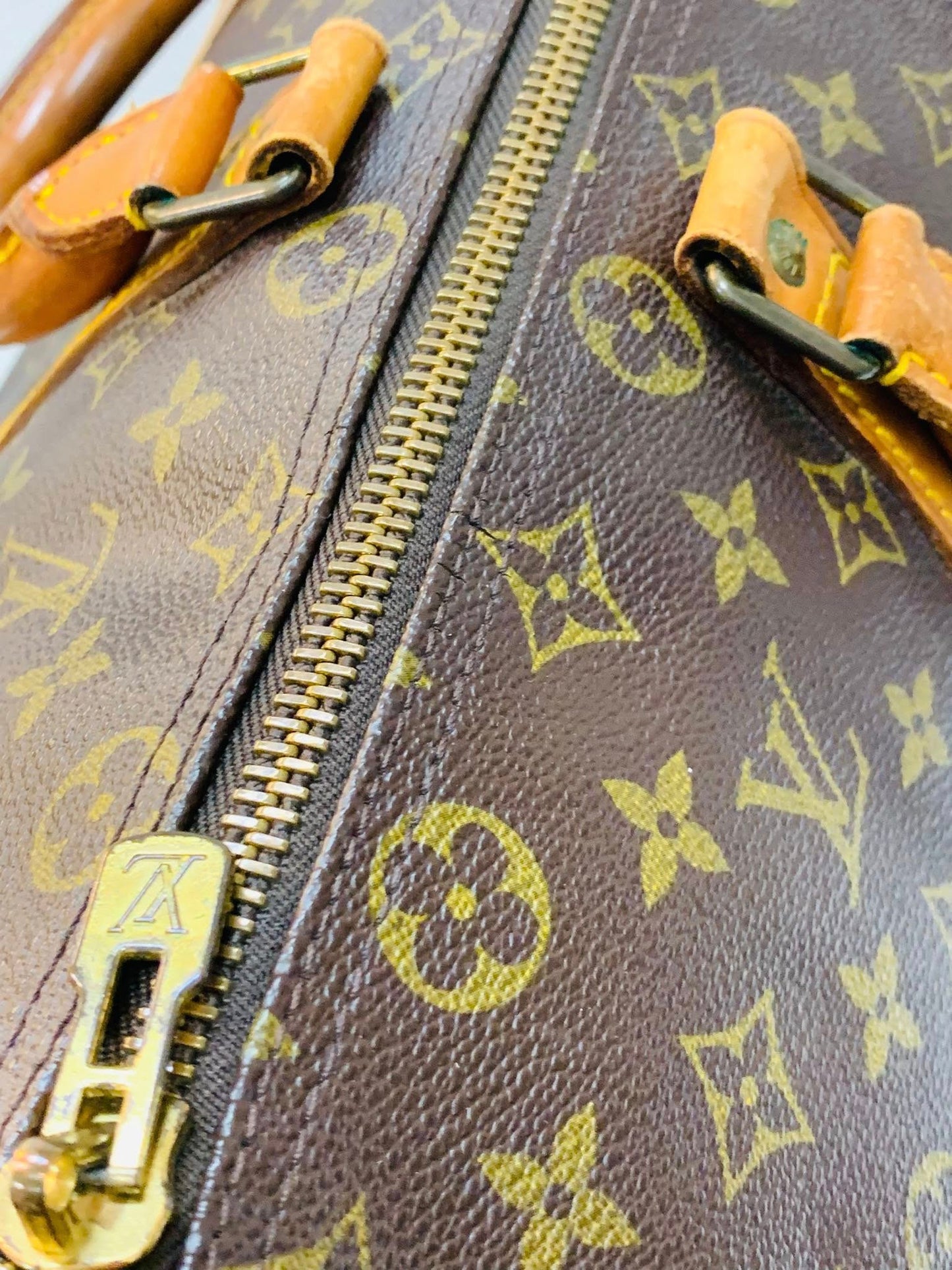 Louis Vuitton Keepal 45