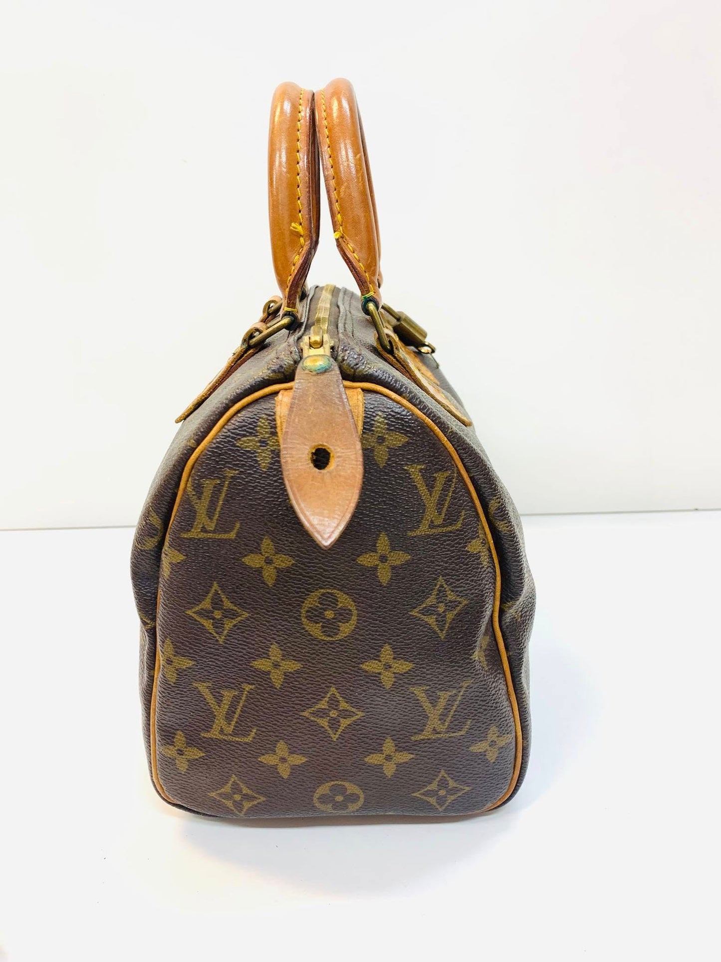 Louis Vuitton Speedy 25