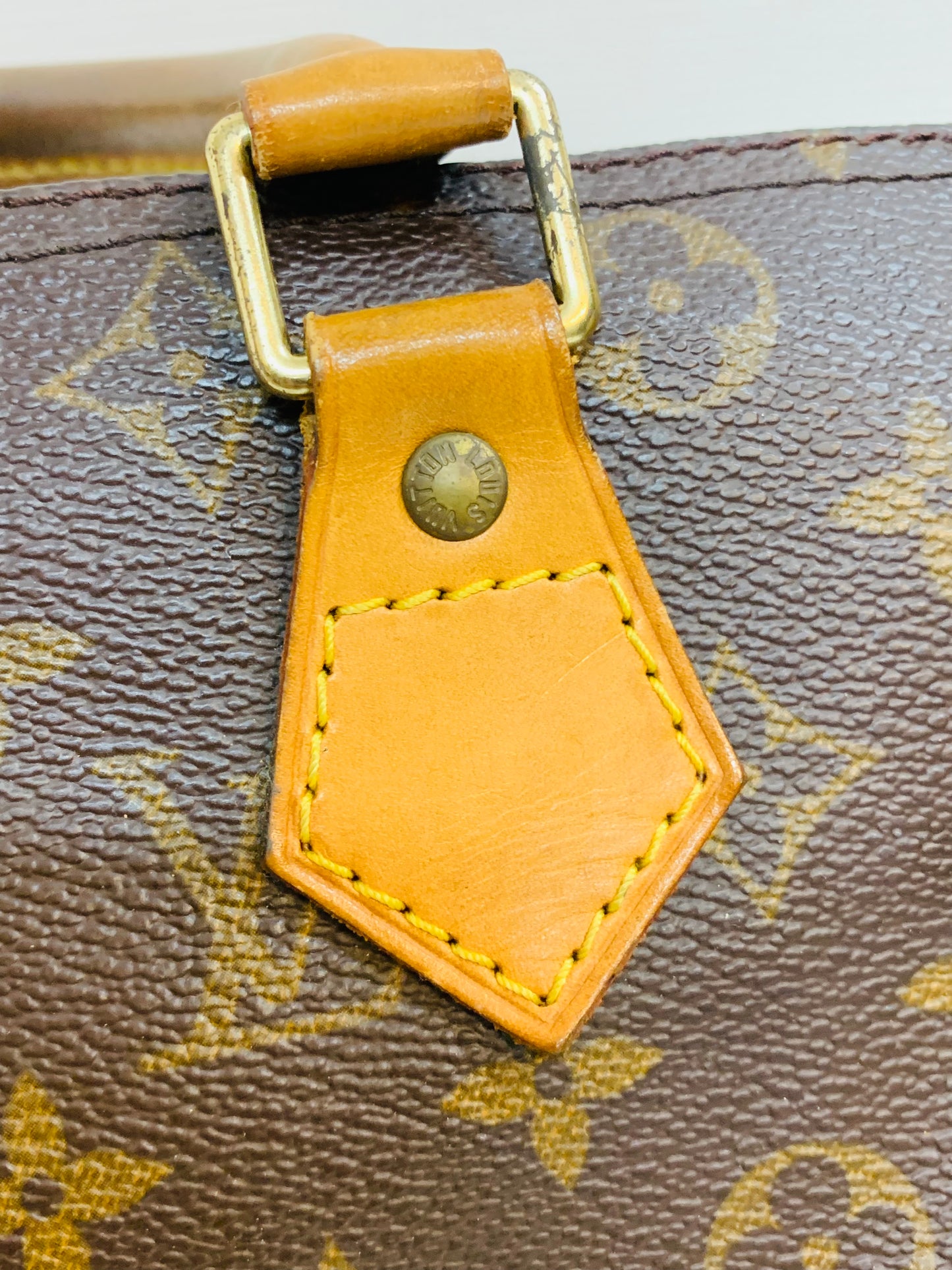 LOUIS VUITTON SPEEDY 30