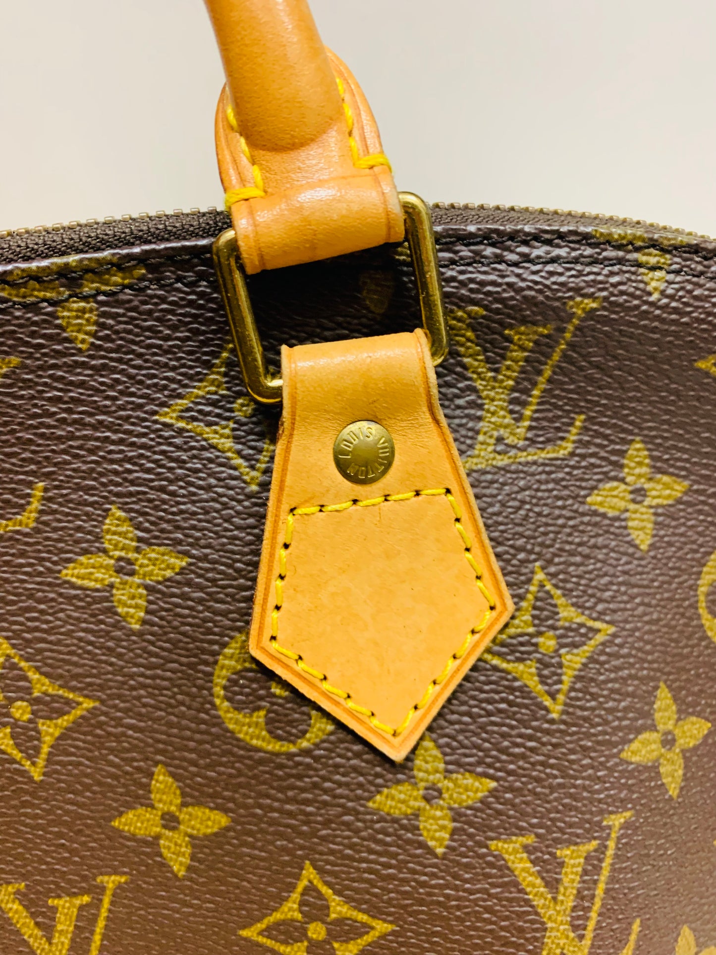 LOUIS VUITTON Alma PM Monogram