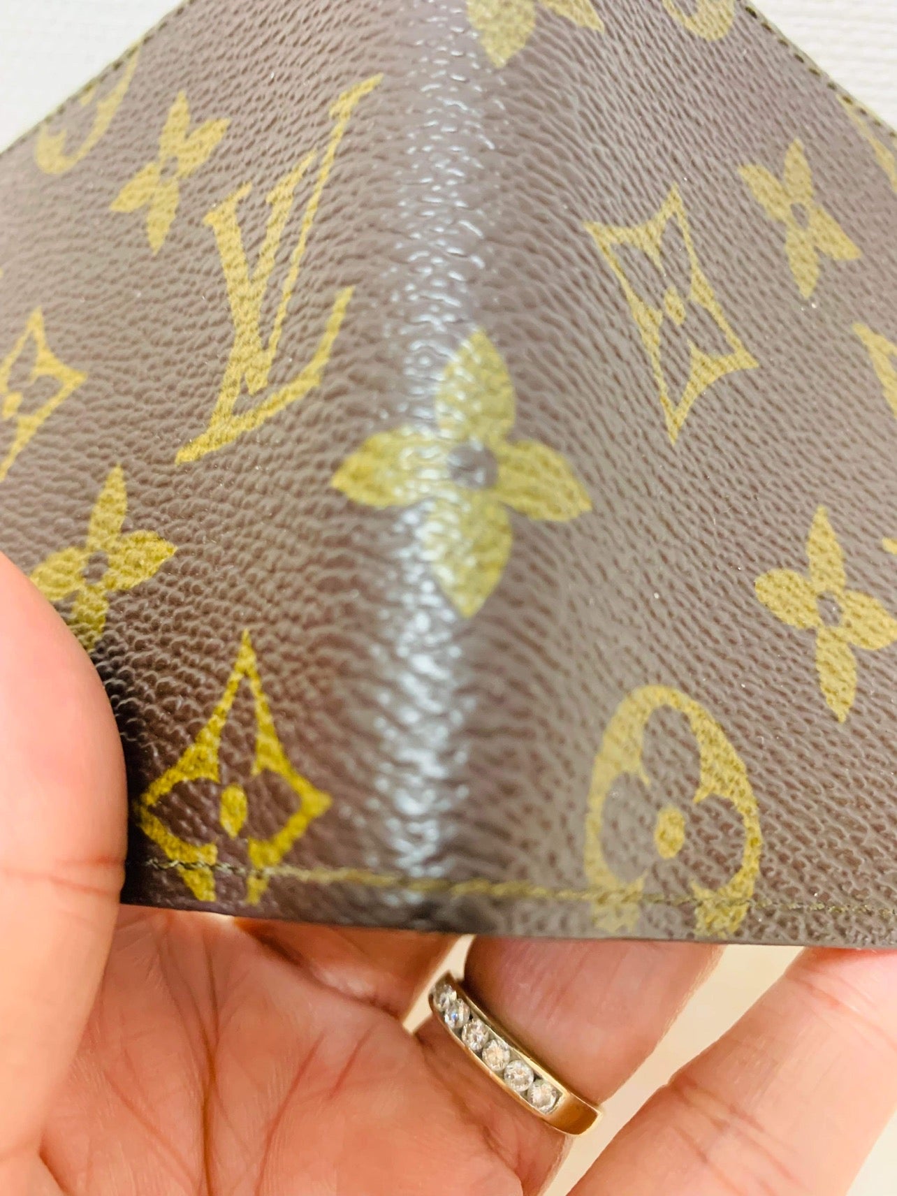 LOUIS VUITTON Vintage Bi-fold mens wallet