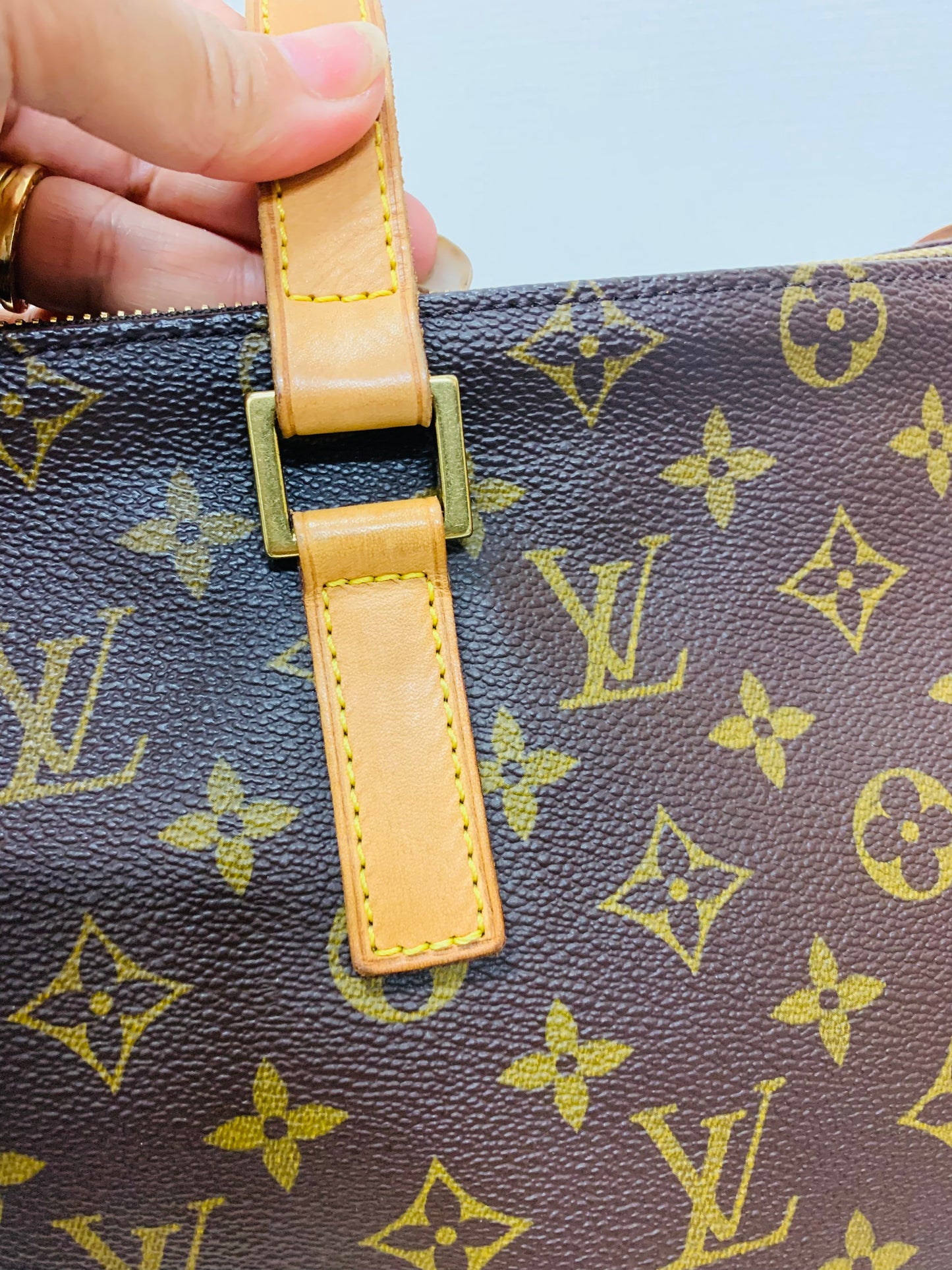 LOUIS VUITTON Cabas Mezzo Tote bag