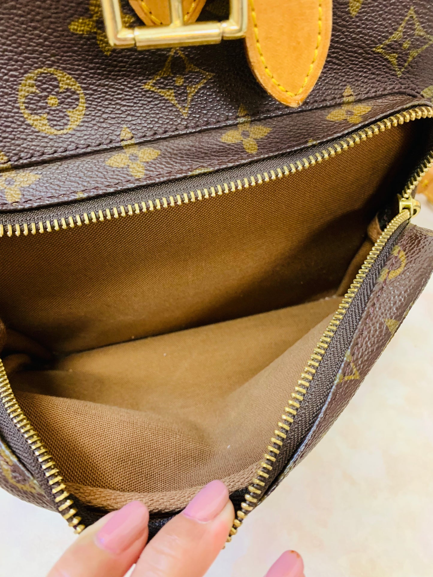 LOUIS VUITTON MONTSOURIS GM