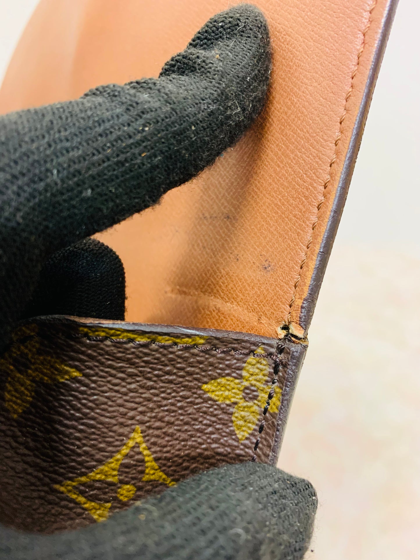 LOUIS VUITTON  Vintage Saint Cloud GM