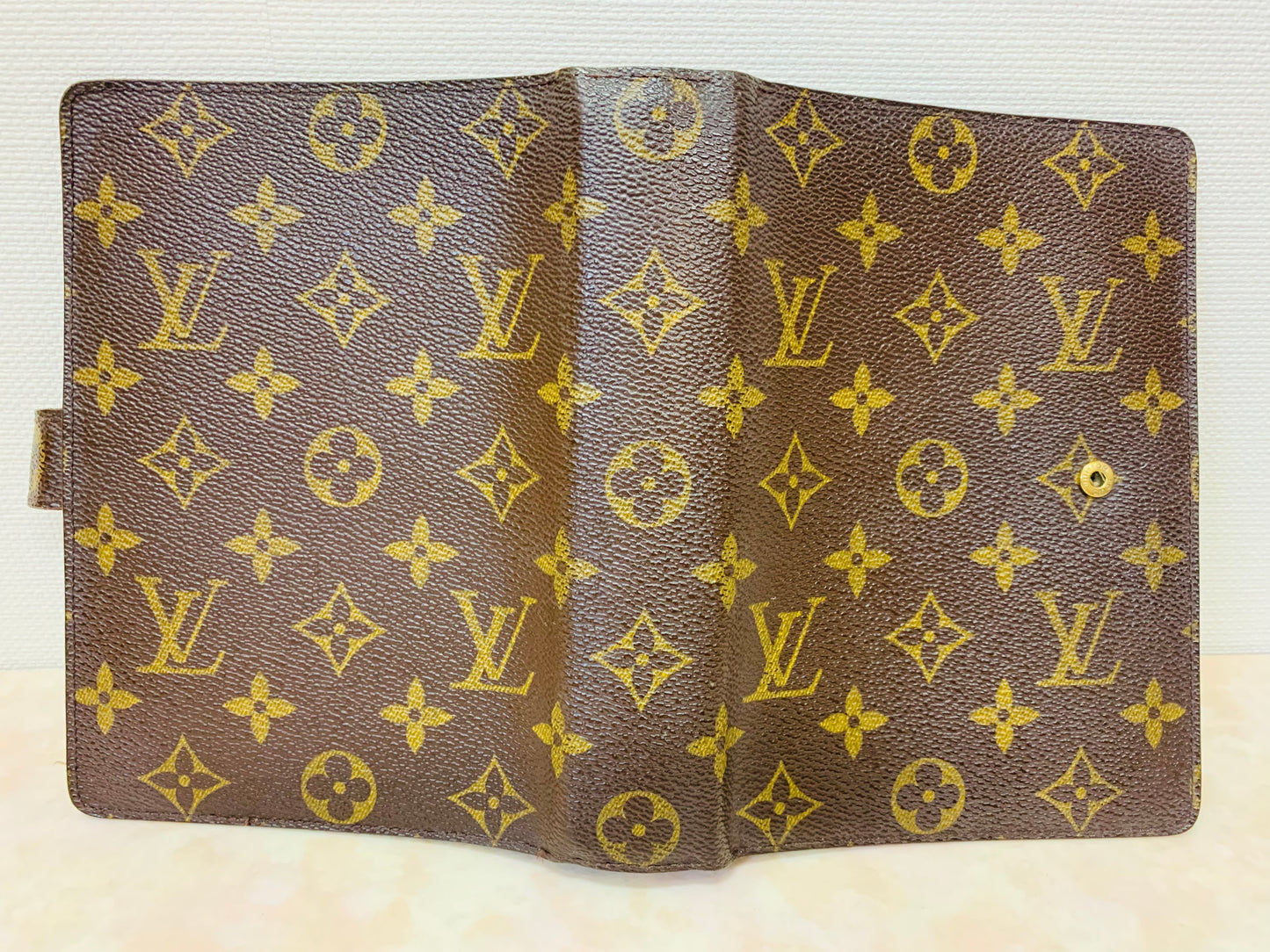 LOUIS VUITTON  Monogram Agenda MM