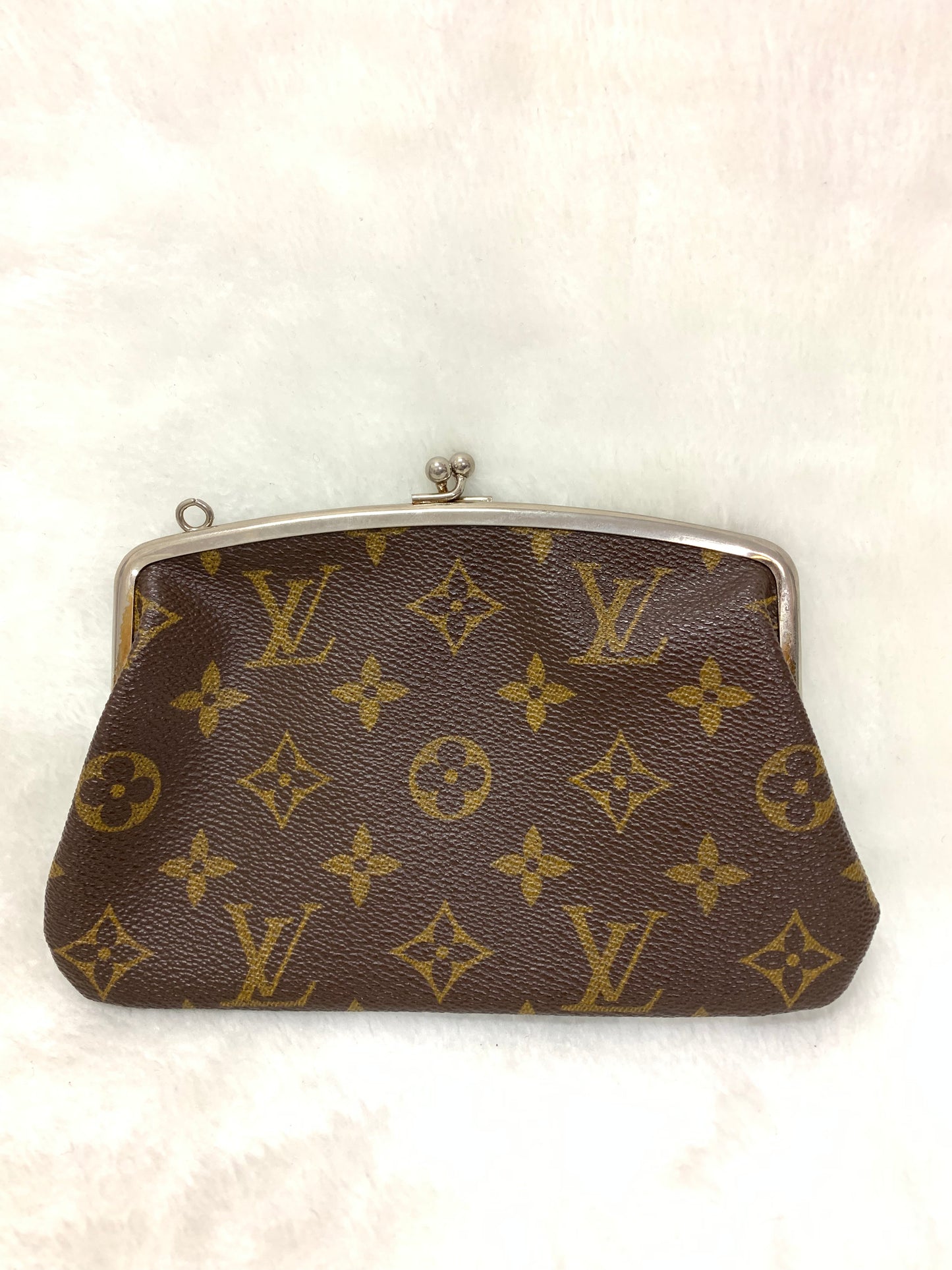 LOUIS VUITTON  Vintage Kisslock Pouch