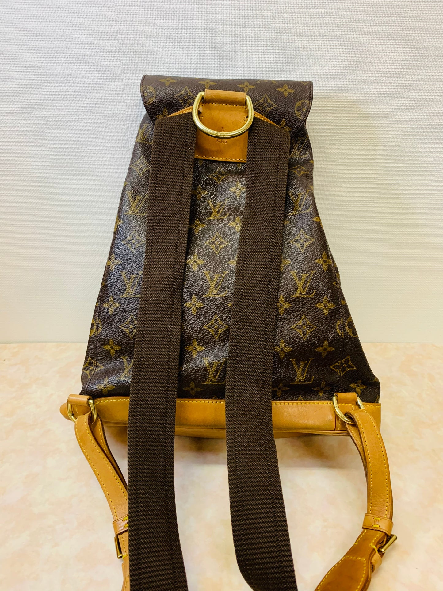 LOUIS VUITTON MONTSOURIS GM