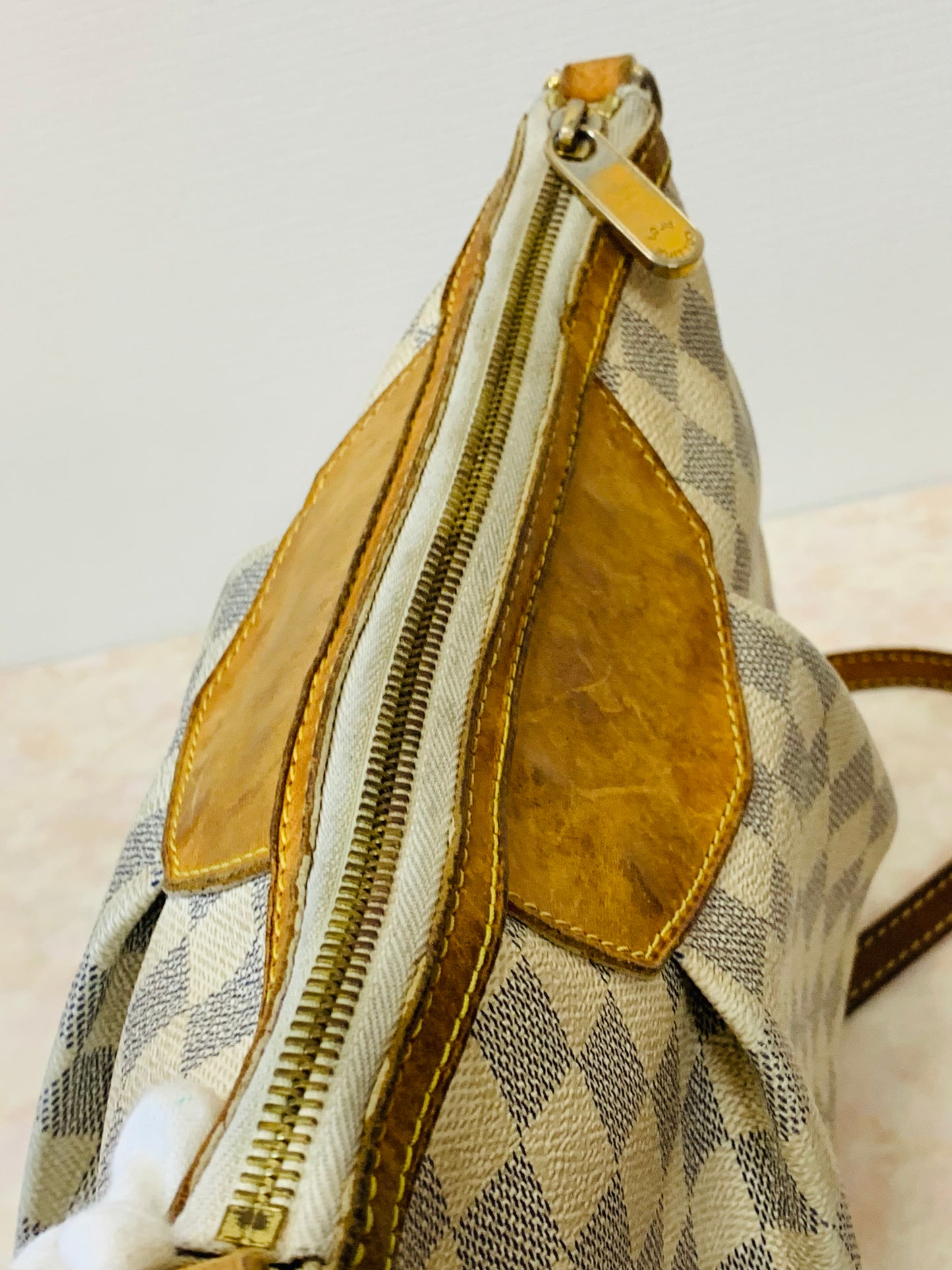 LOUIS VUITTON Siracusa PM Damier Azur