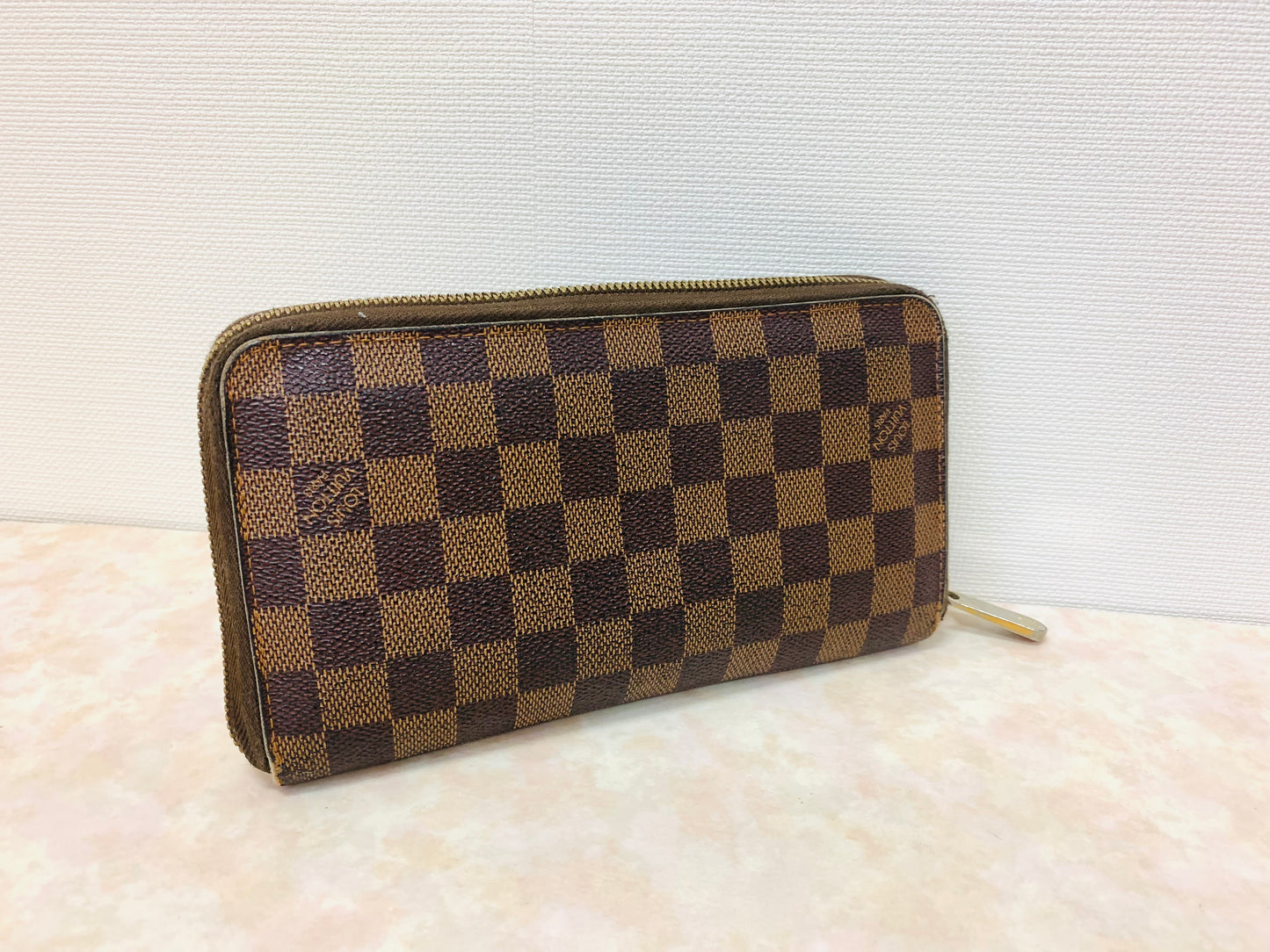LOUIS VUITTON ZIPPY WALLET ORGANIZER