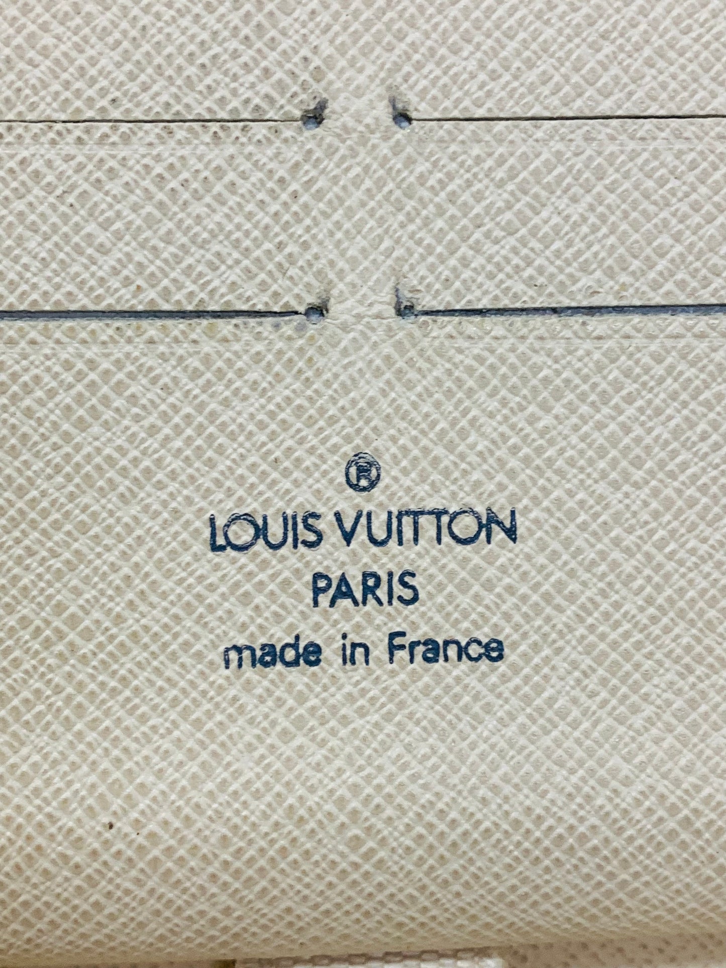 LOUIS VUITTON Damier Azur Zippy Wallet Organizer