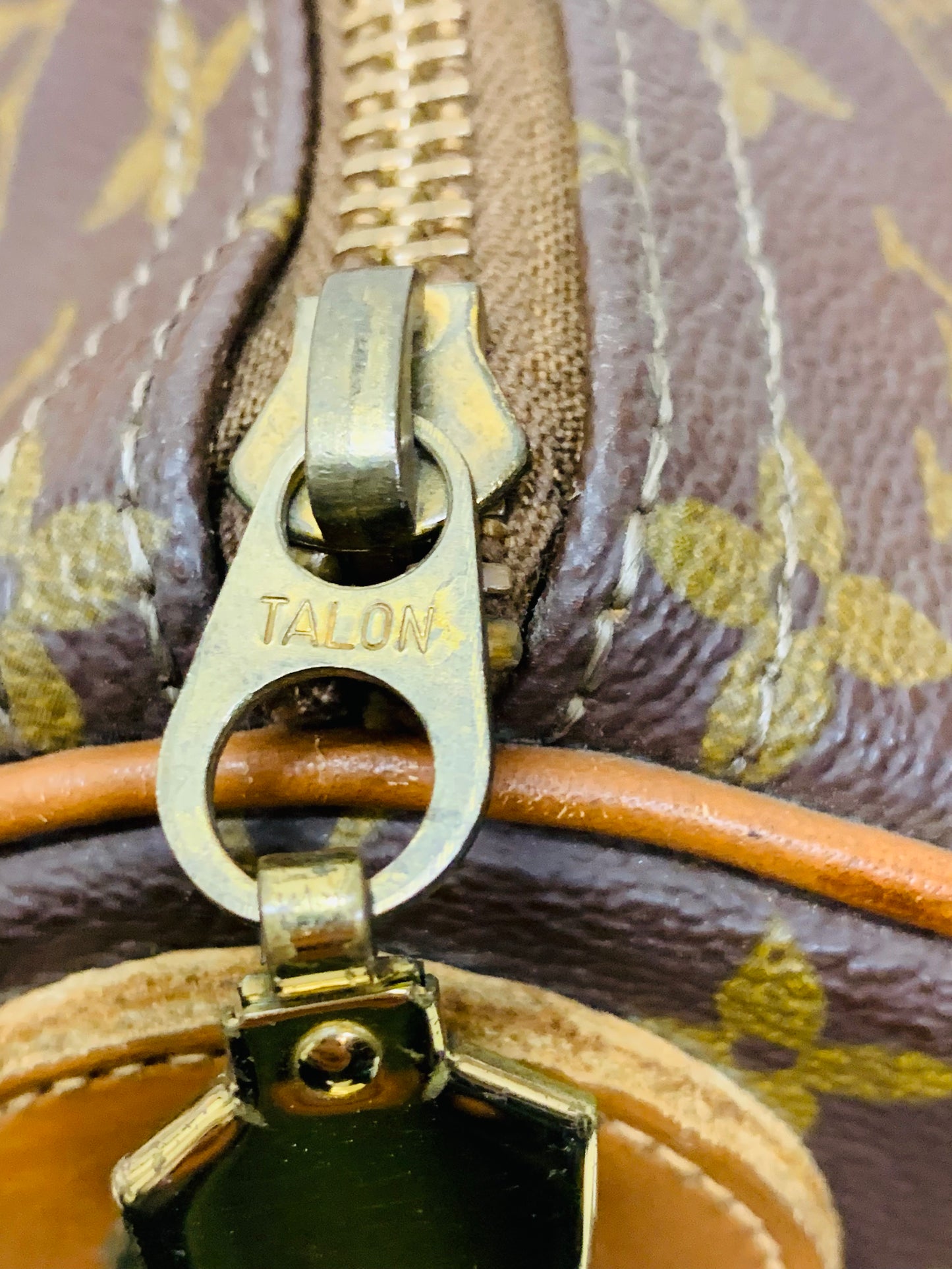 LOUIS VUITTON Vintage French&Co Keepal 45