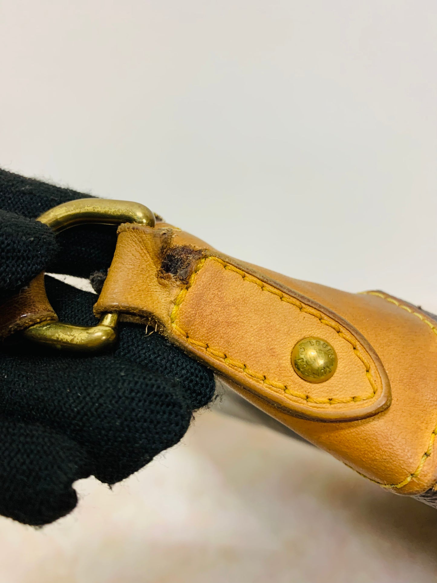 LOUIS VUITTON ODEON PM