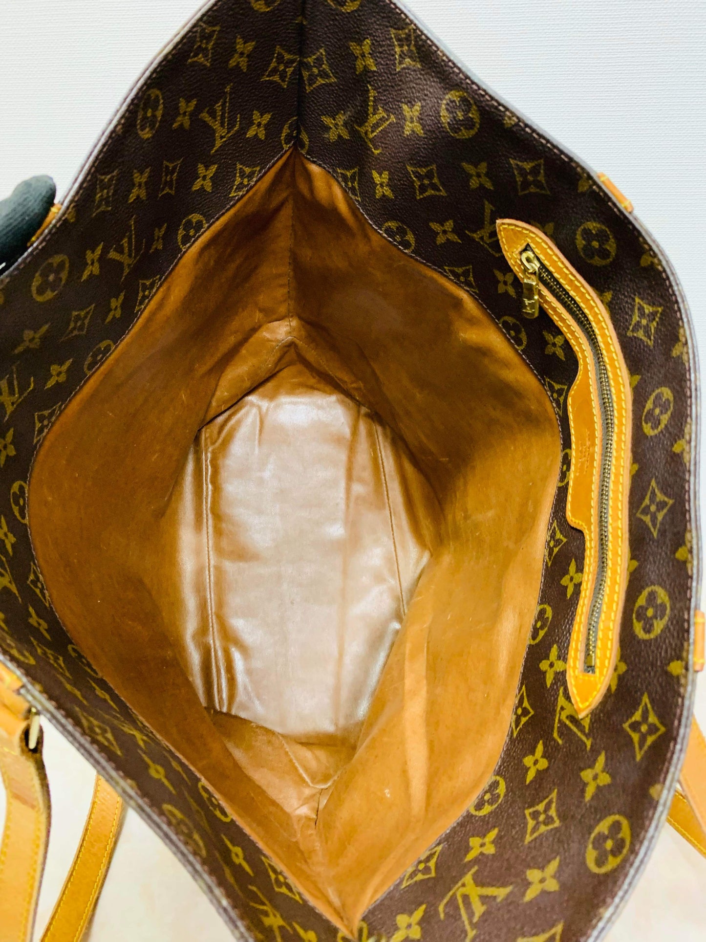 LOUIS VUITTON SAC SHOPPING TOTE