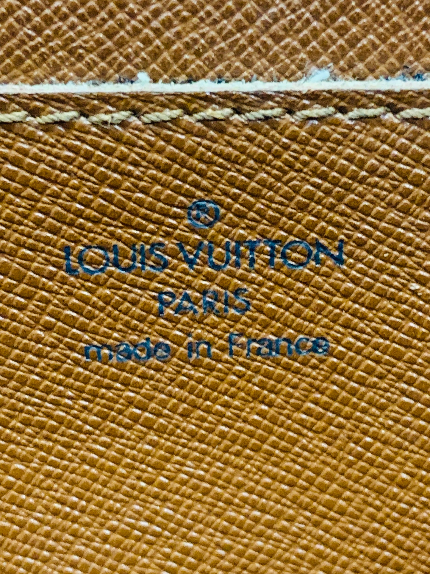 LOUIS VUITTON PORTE DOCUMENTS BUSINESS BAG