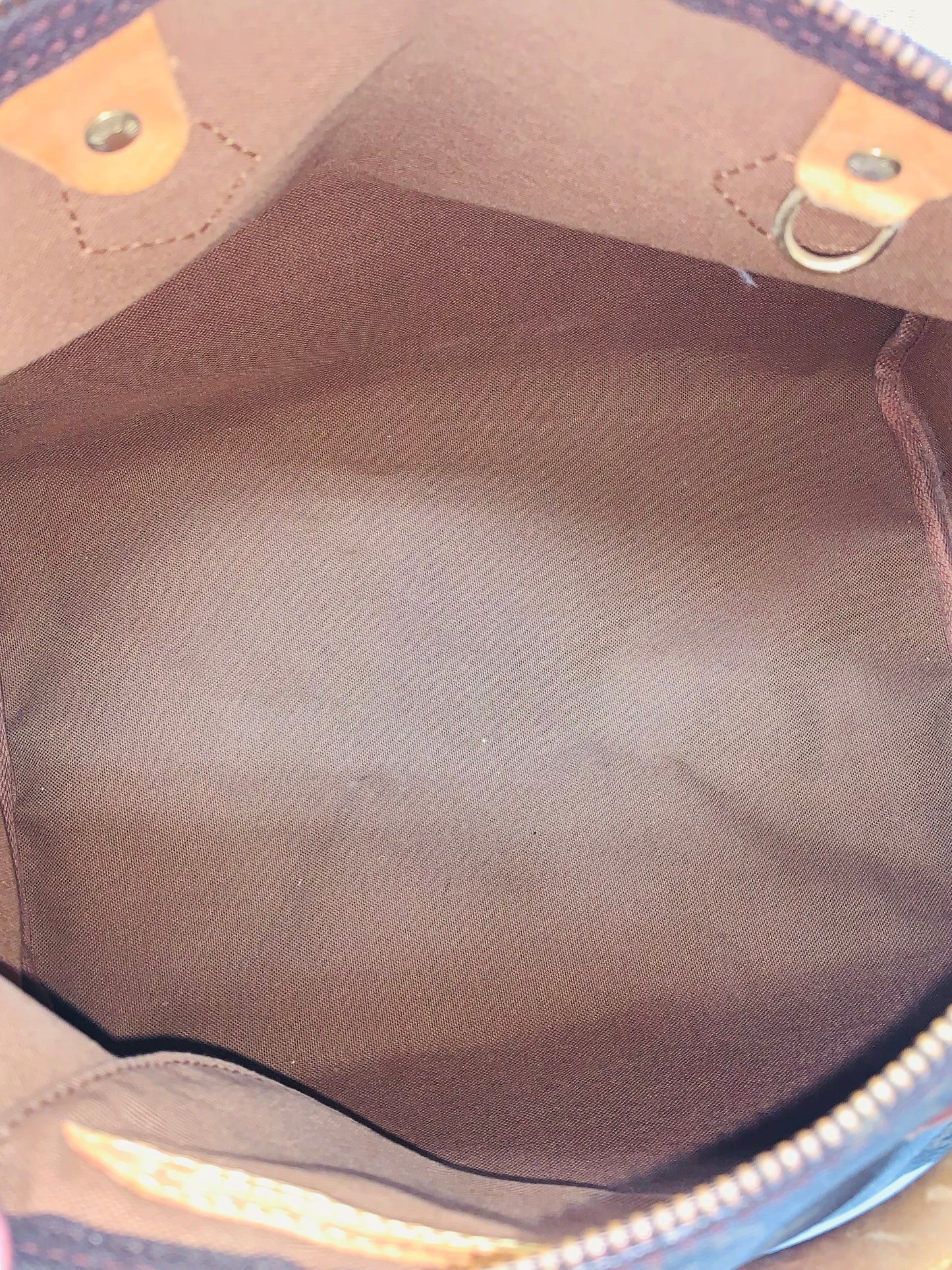 Louis Vuitton Speedy 30