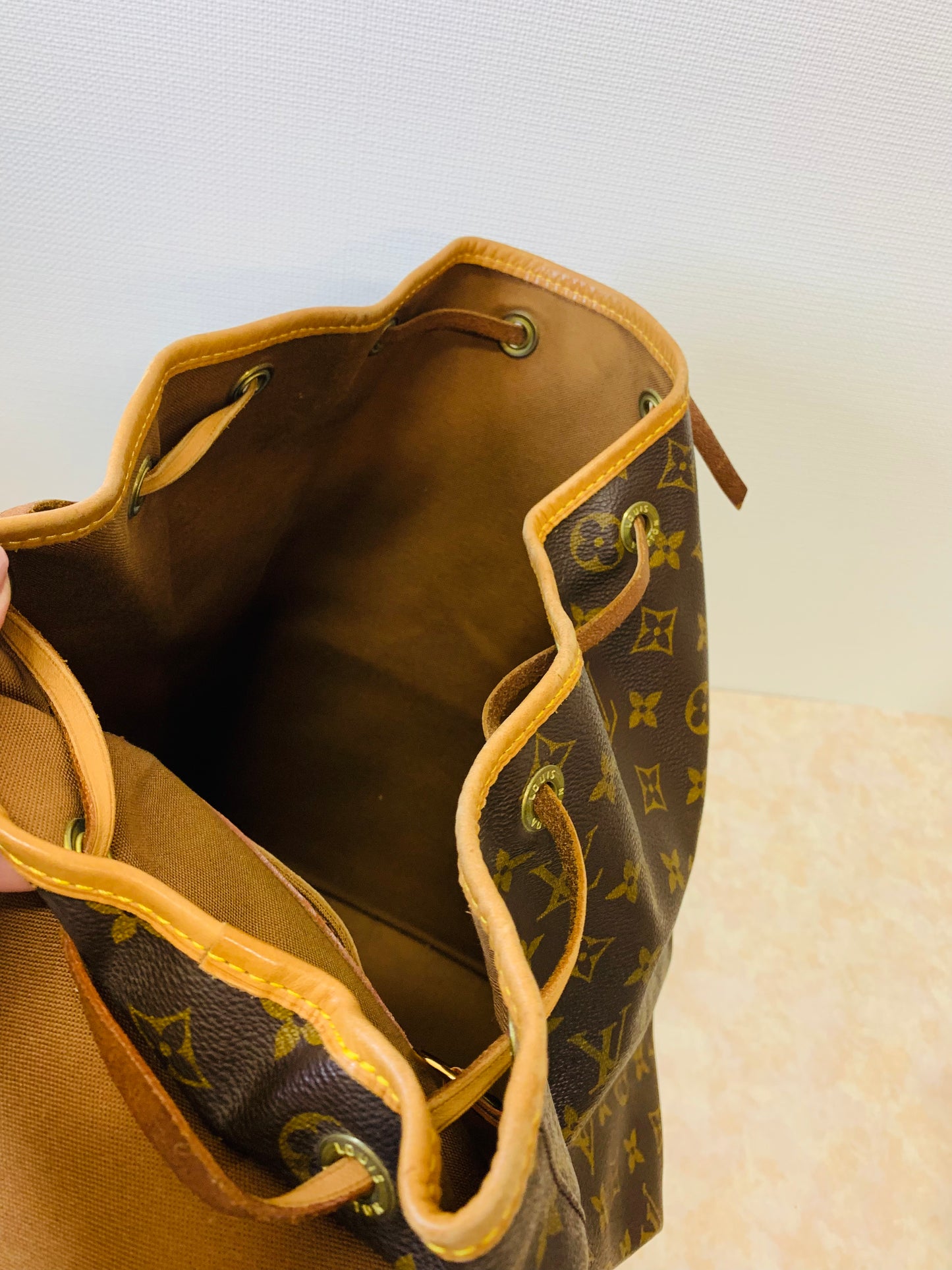 LOUIS VUITTON MONTSOURIS GM