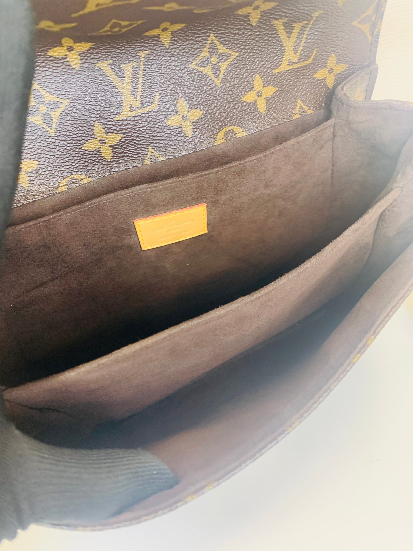 Louis Vuitton Pochette Métis Monogram