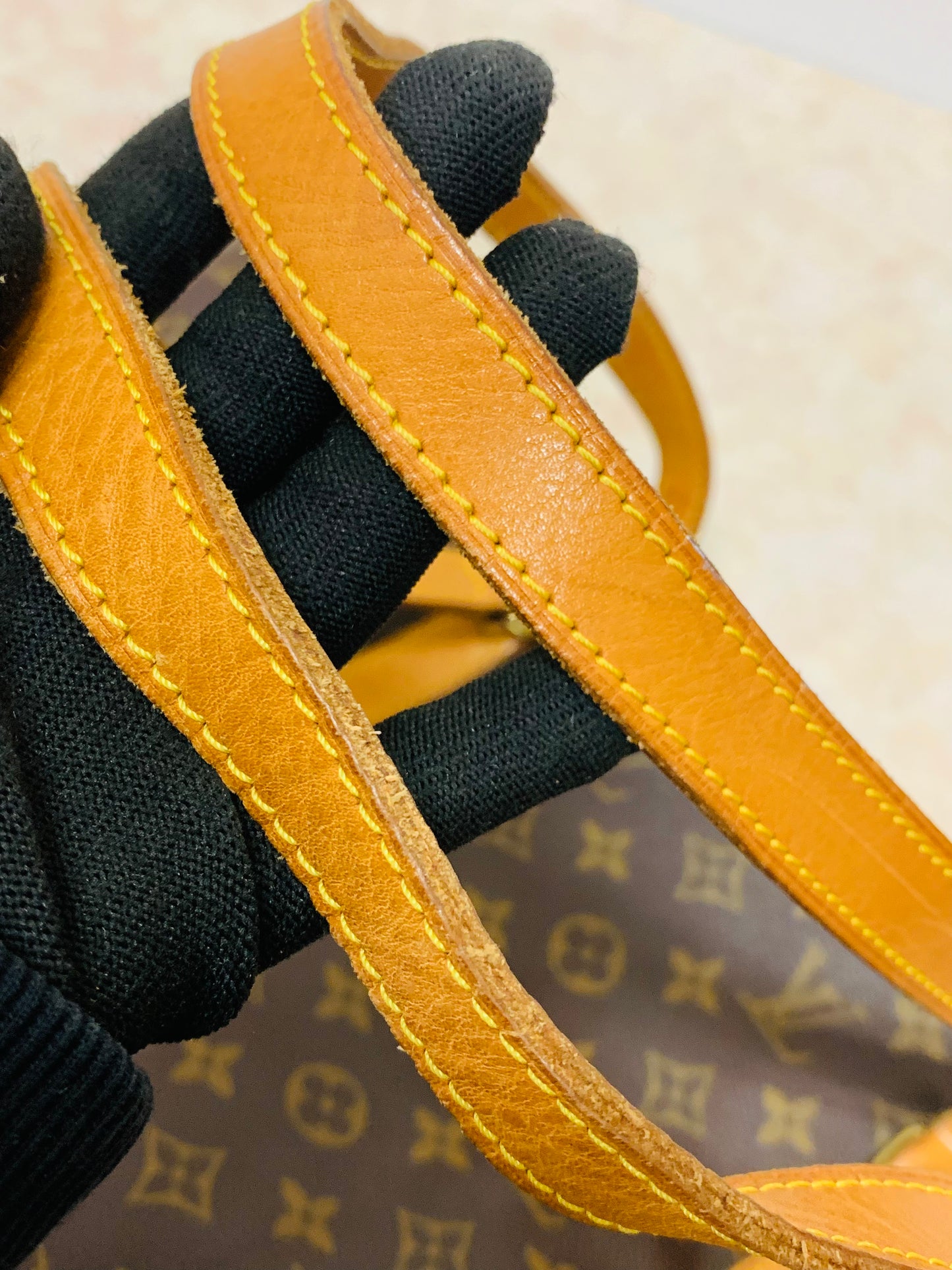 LOUIS VUITTON SAC SHOPPING TOTE BAG