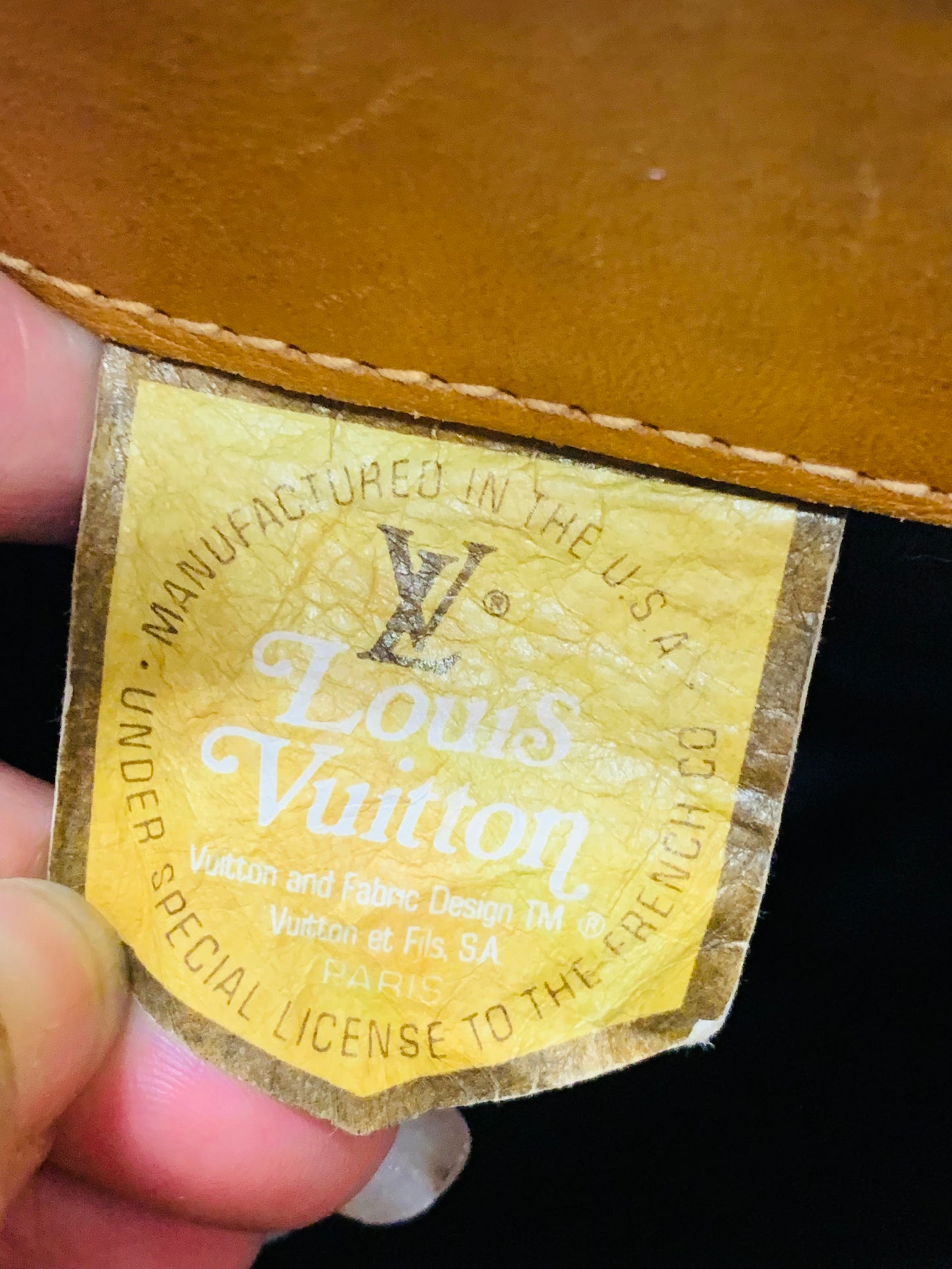 LOUIS VUITTON Bucket PM French Company