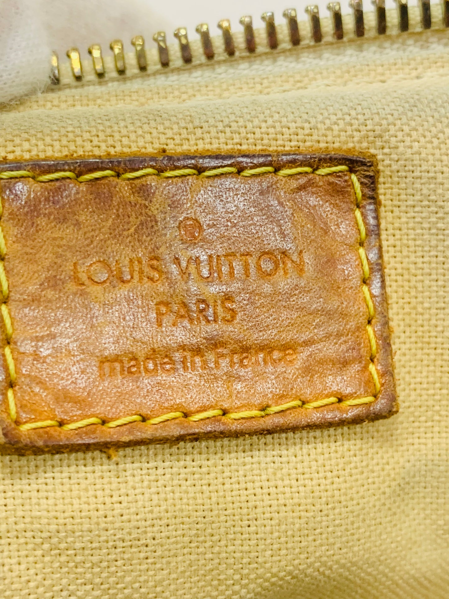 LOUIS VUITTON Siracusa PM Damier Azur