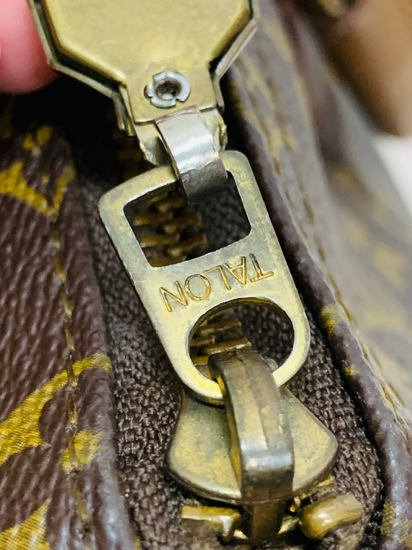 LOUIS VUITTON Vintage French Company Speedy 35