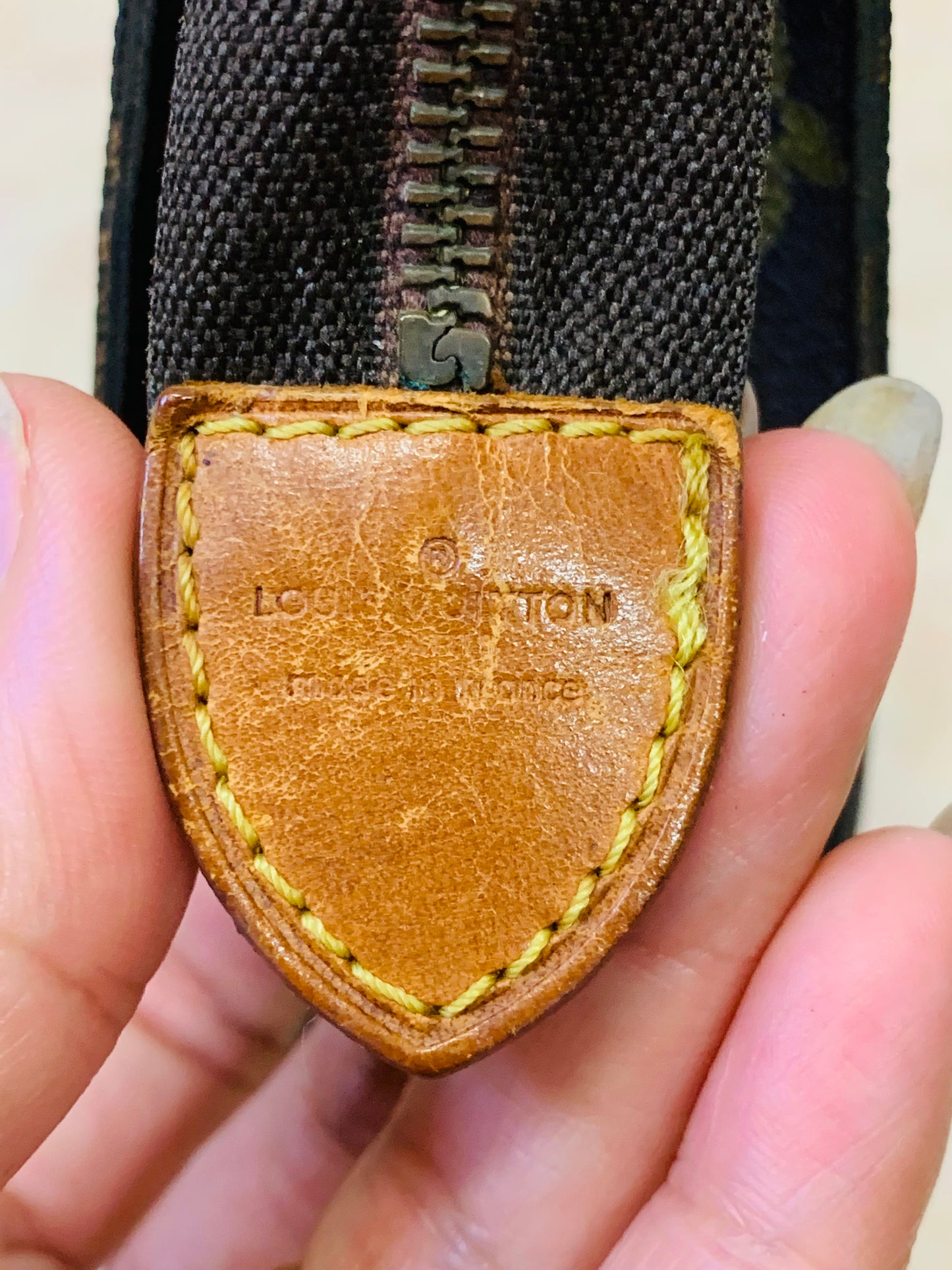 LOUIS VUITTON Toiletry 26 Monogram