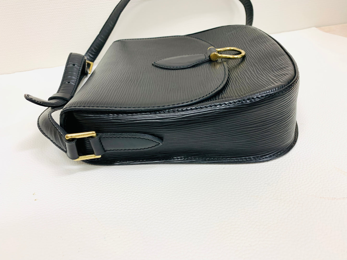 Use Louis Vuitton Epi Saint Cloud Noir