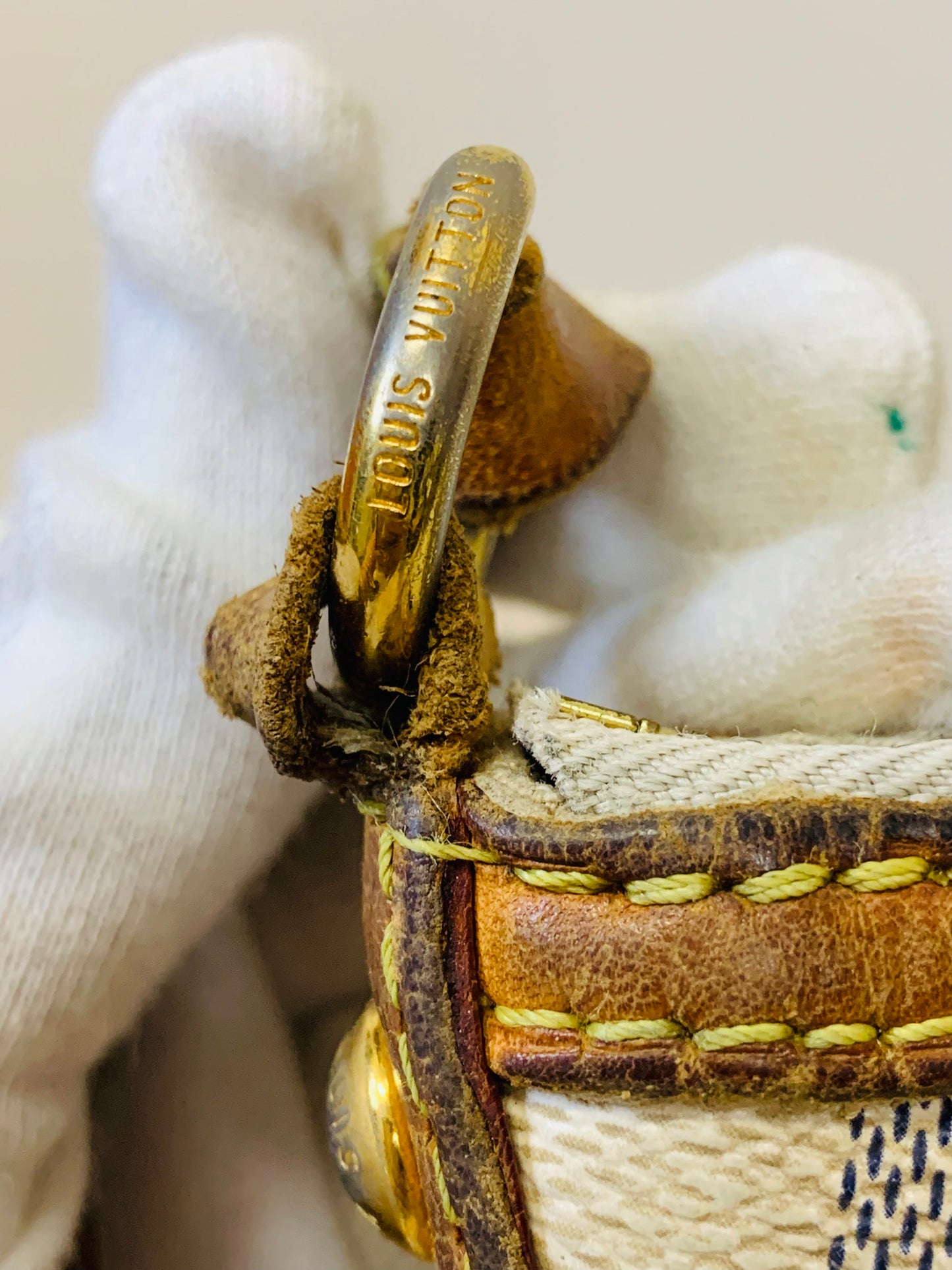 LOUIS VUITTON Siracusa PM Damier Azur