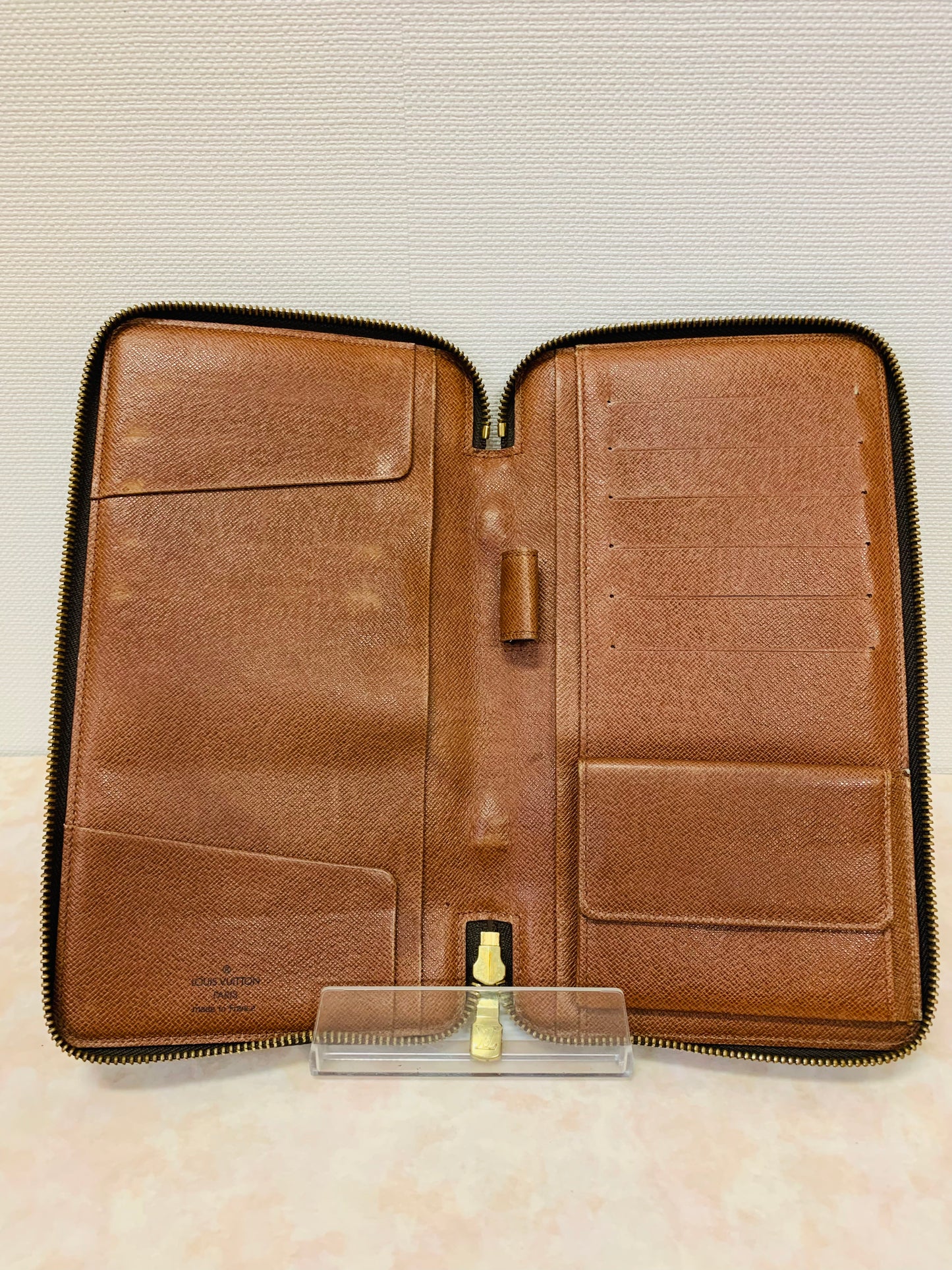 LOUIS VUITTON TRAVEL ORGANIZER