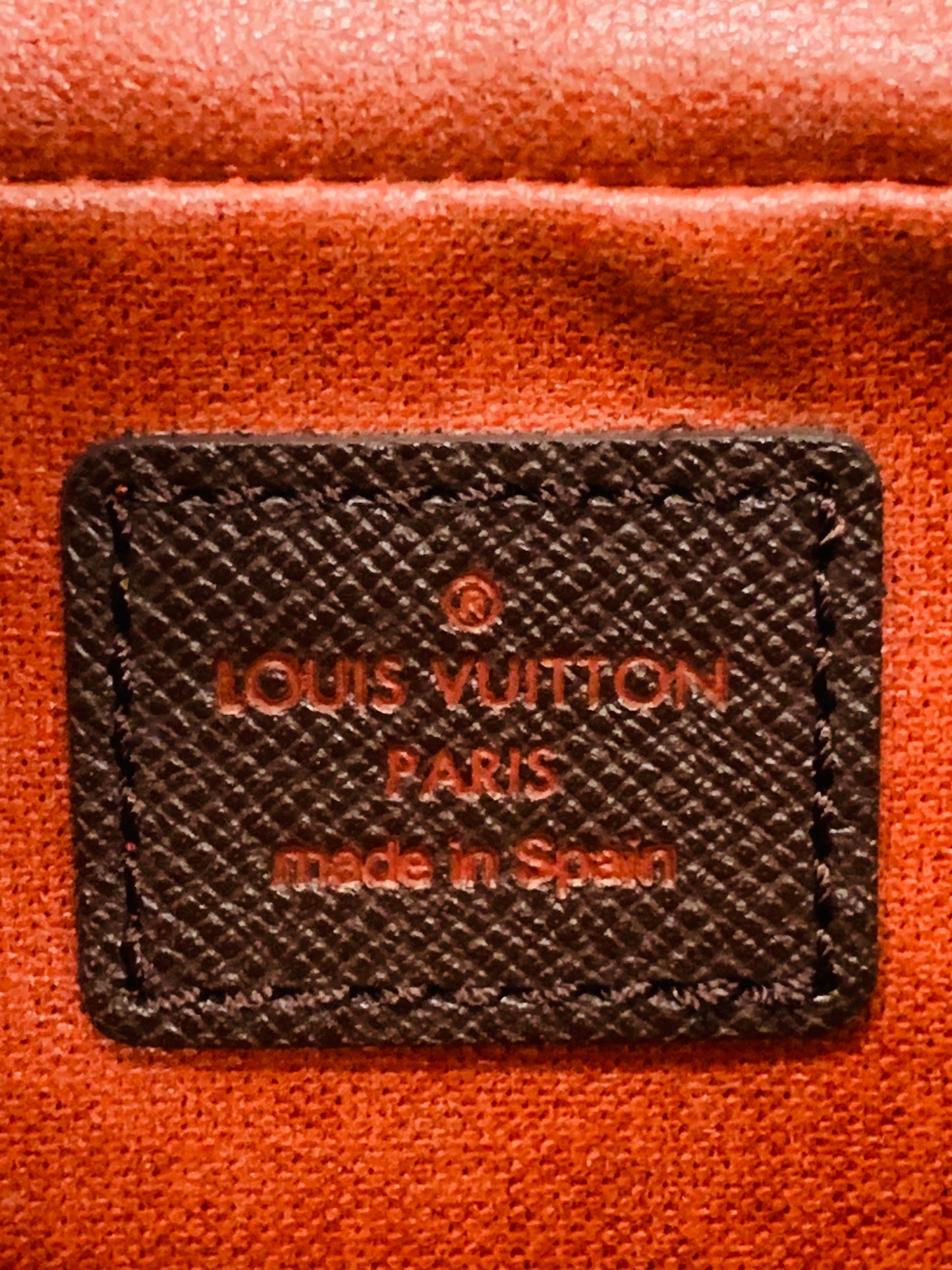 LOUIS VUITTON Trousse Toilette Pochette DE