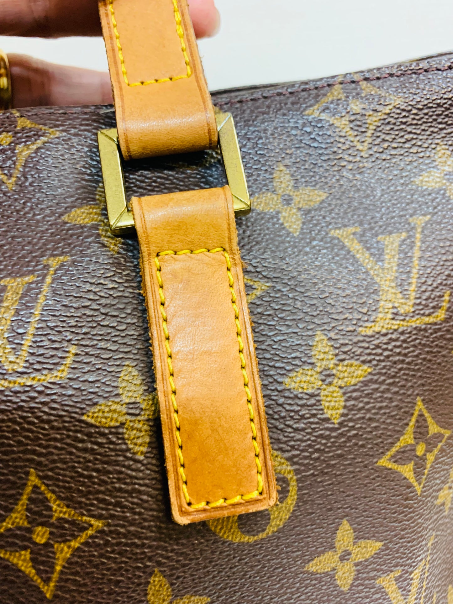 LOUIS VUITTON CABAS MEZZO TOTE BAG
