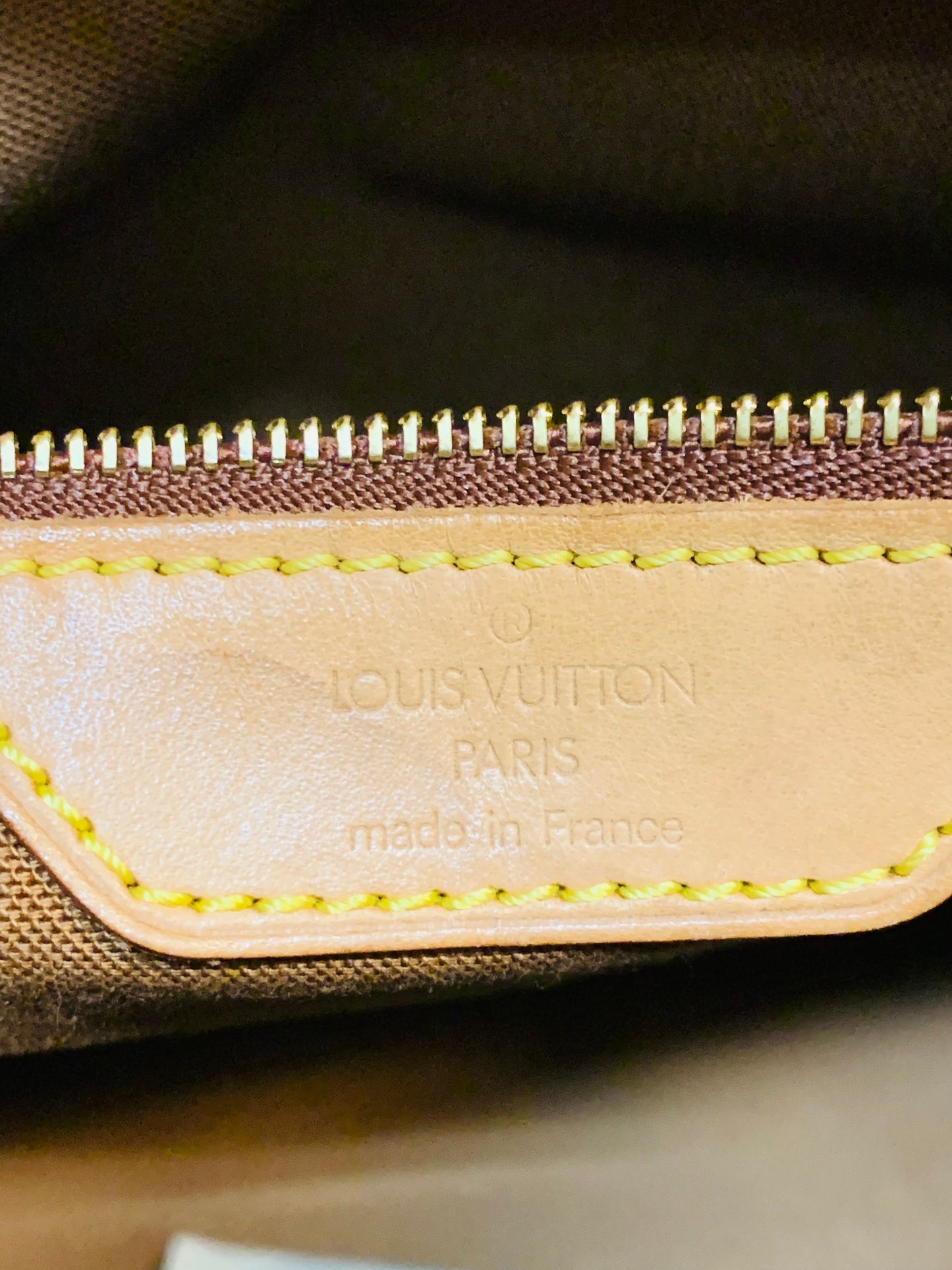 LOUIS VUITTON CABAS MEZZO TOTE BAG