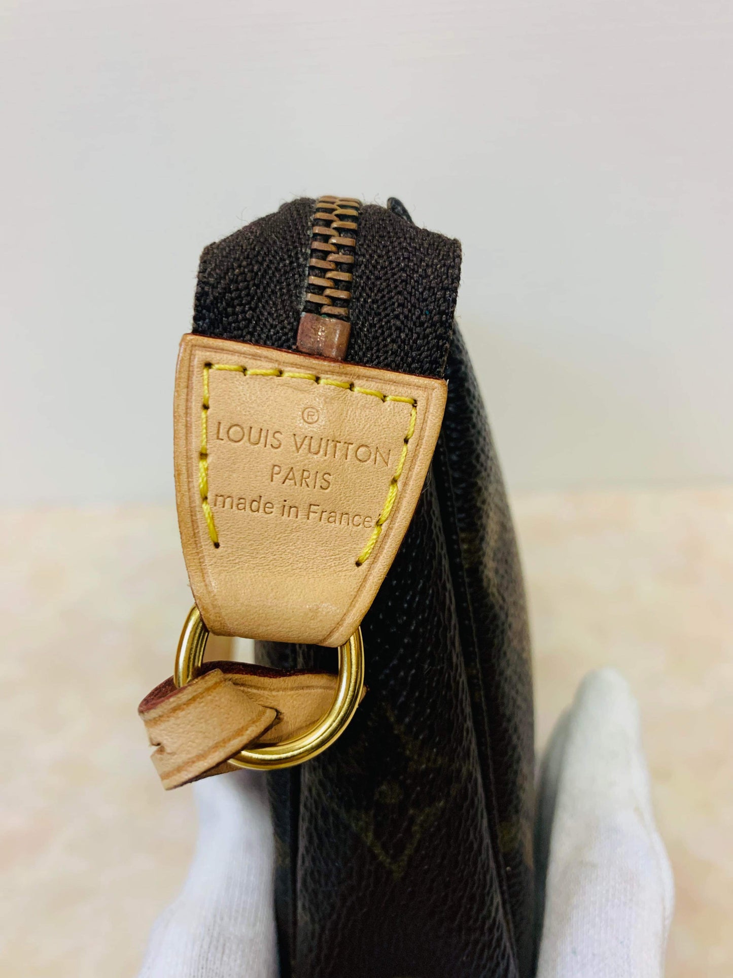 LOUIS VUITTON POCHETTE ACCESSORIES