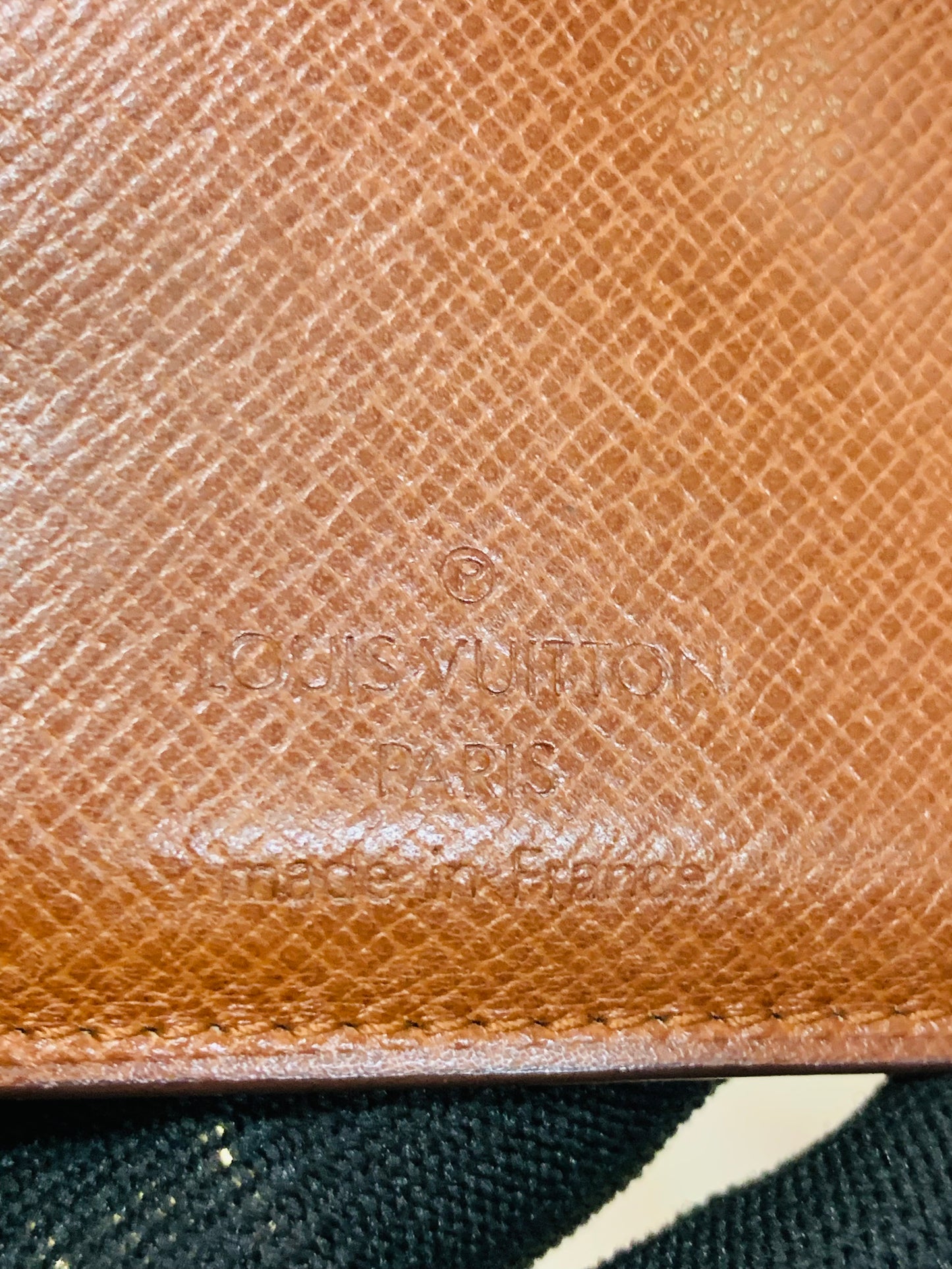 LOUIS VUITTON Vintage Bi-fold mens wallet