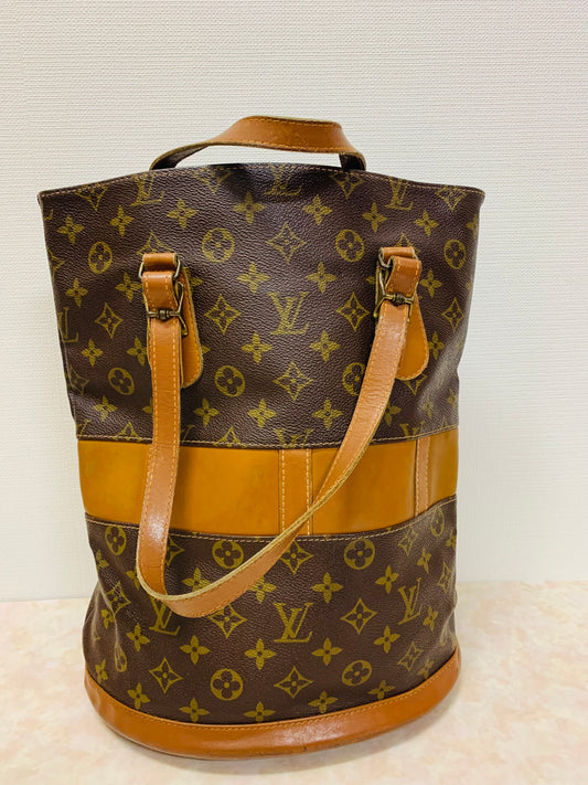 LOUIS VUITTON Bucket GM French Company