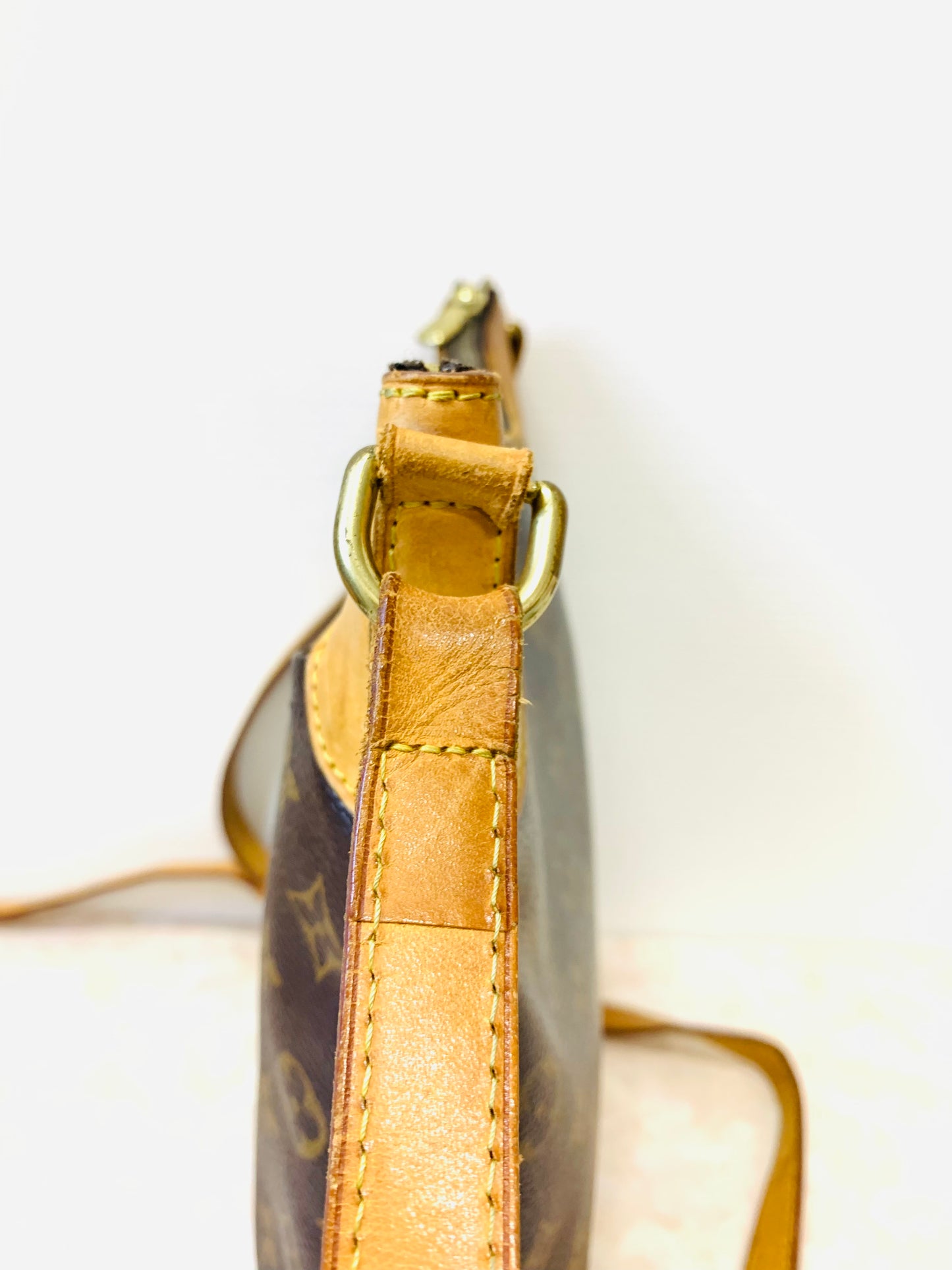 LOUIS VUITTON ODEON PM