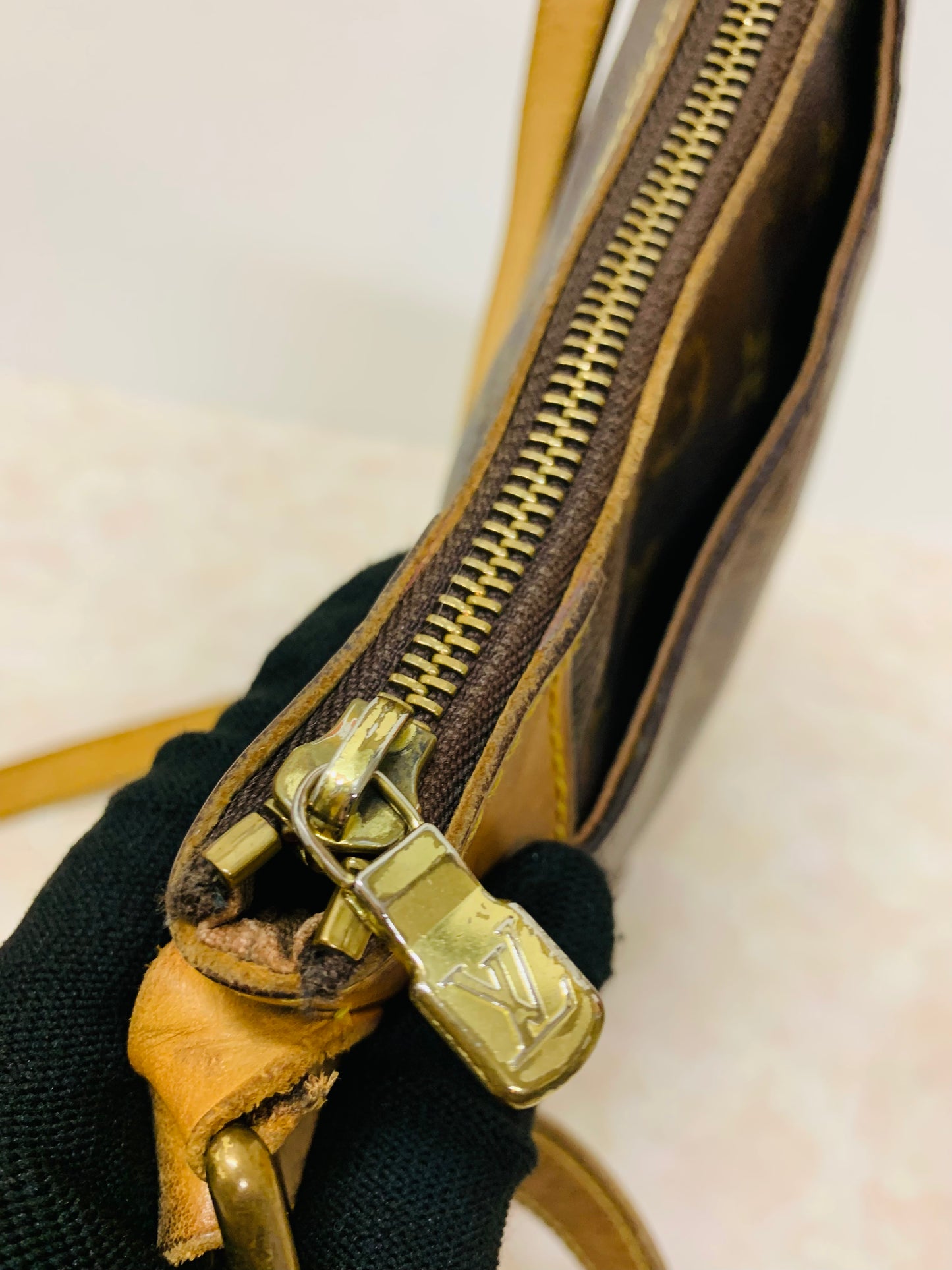 LOUIS VUITTON ODEON PM