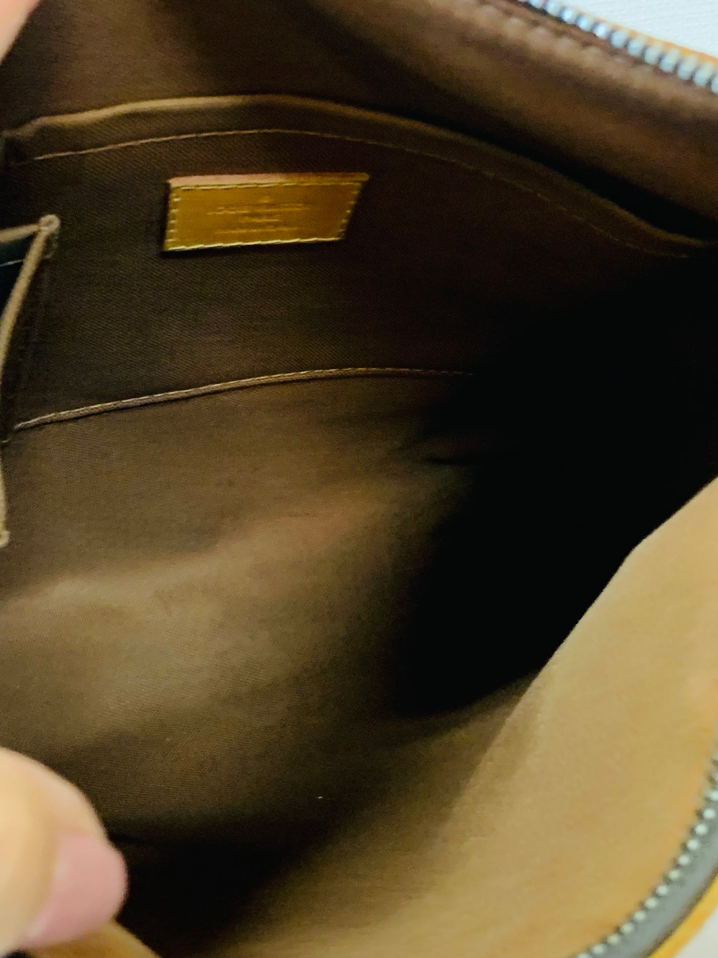 LOUIS VUITTON ODEON PM