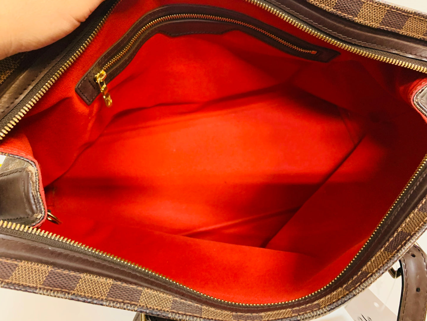 LOUIS VUITTON  Chelsea Damier Ebene Tote Bag