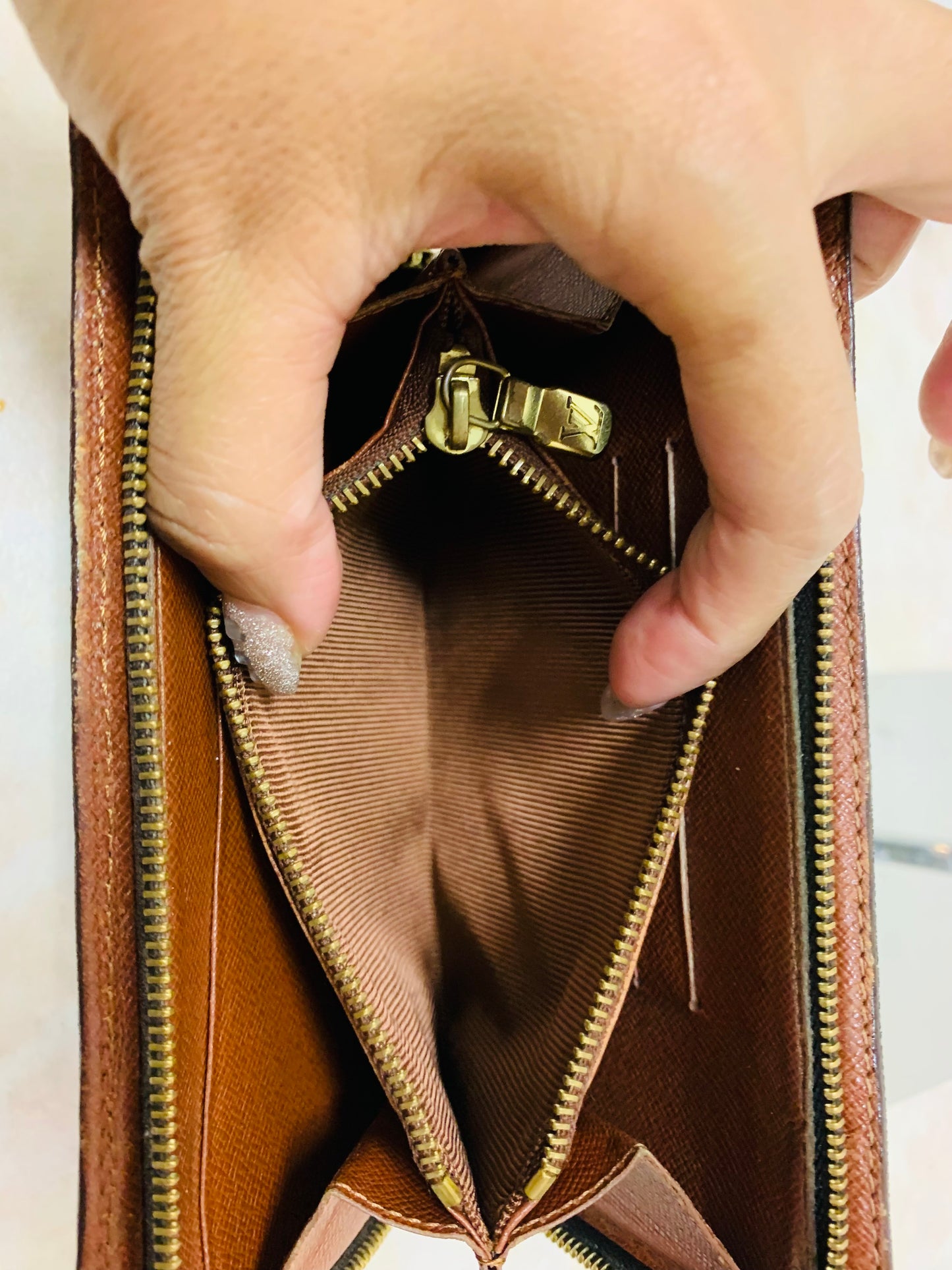 LOUIS VUITTON ZIPPY COMPACT WALLET Old Model