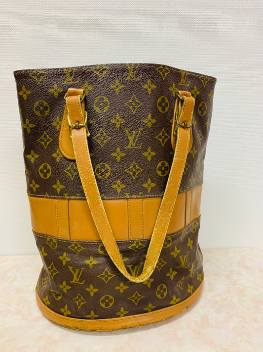 LOUIS VUITTON Bucket GM French and Company