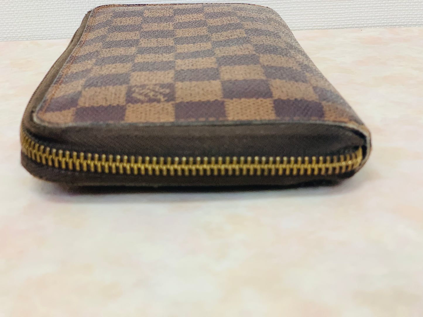 LOUIS VUITTON ZIPPY WALLET ORGANIZER