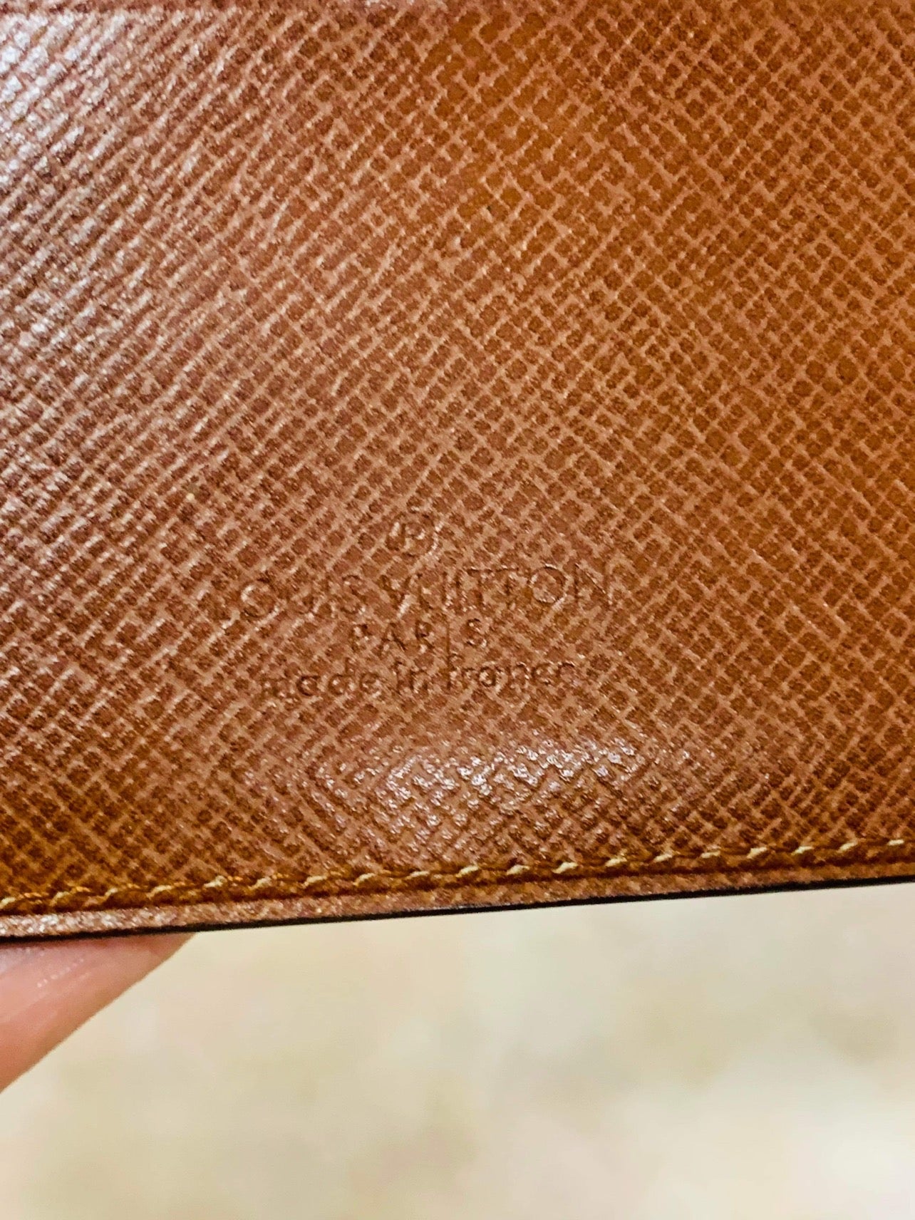 LOUIS VUITTON Vintage Bi-fold mens wallet