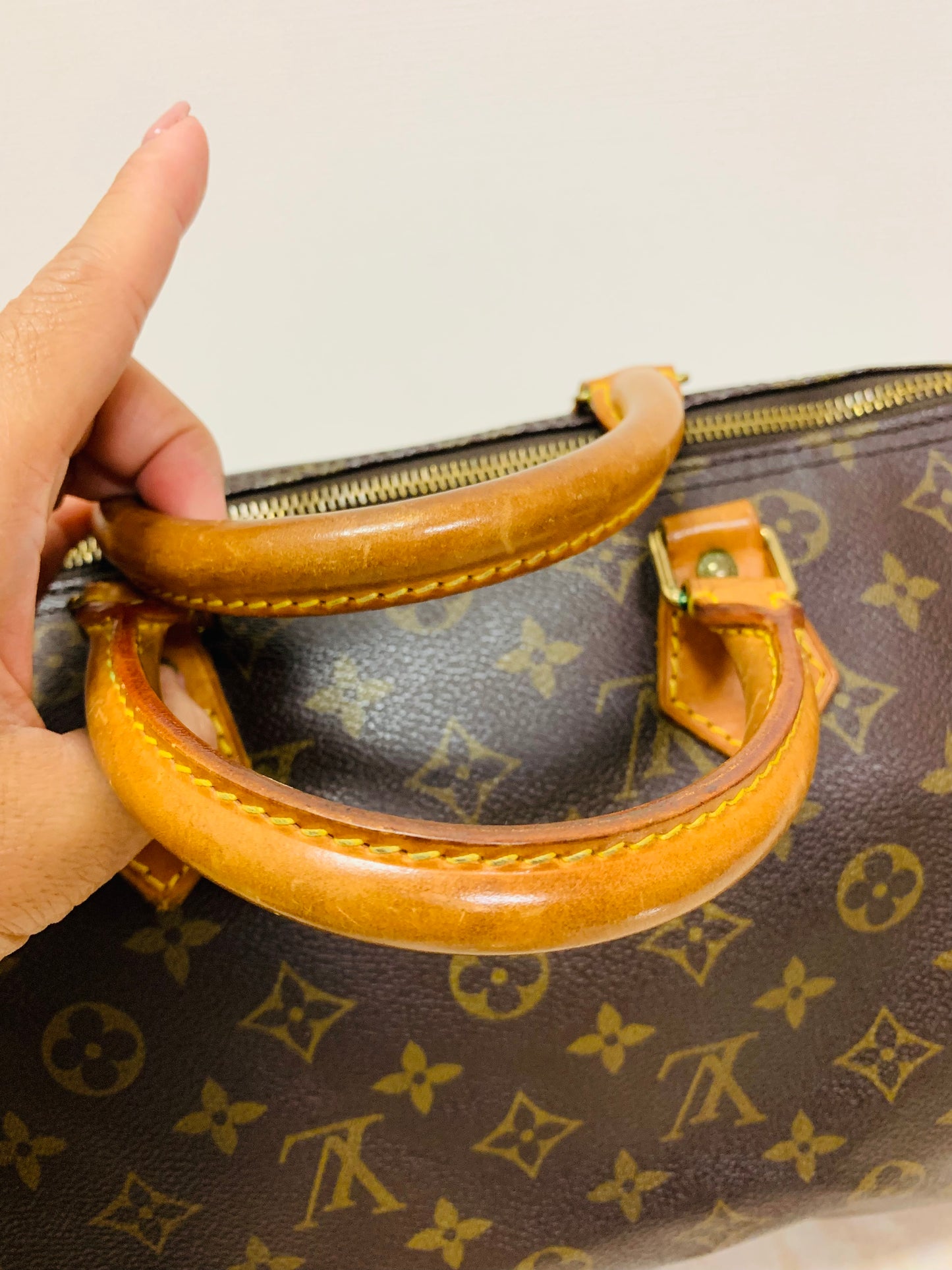 LOUIS VUITTON Speedy 30