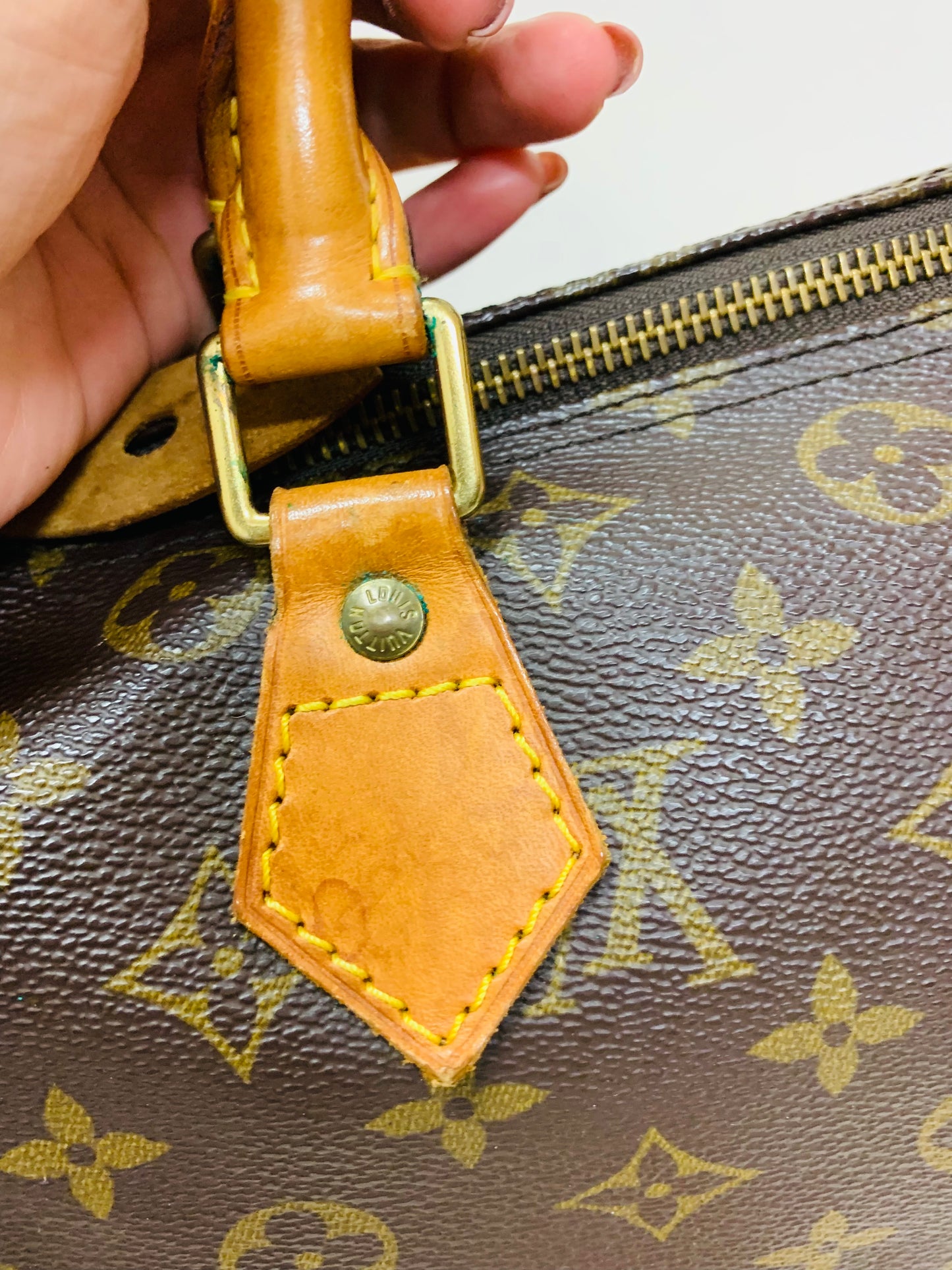LOUIS VUITTON Speedy 30