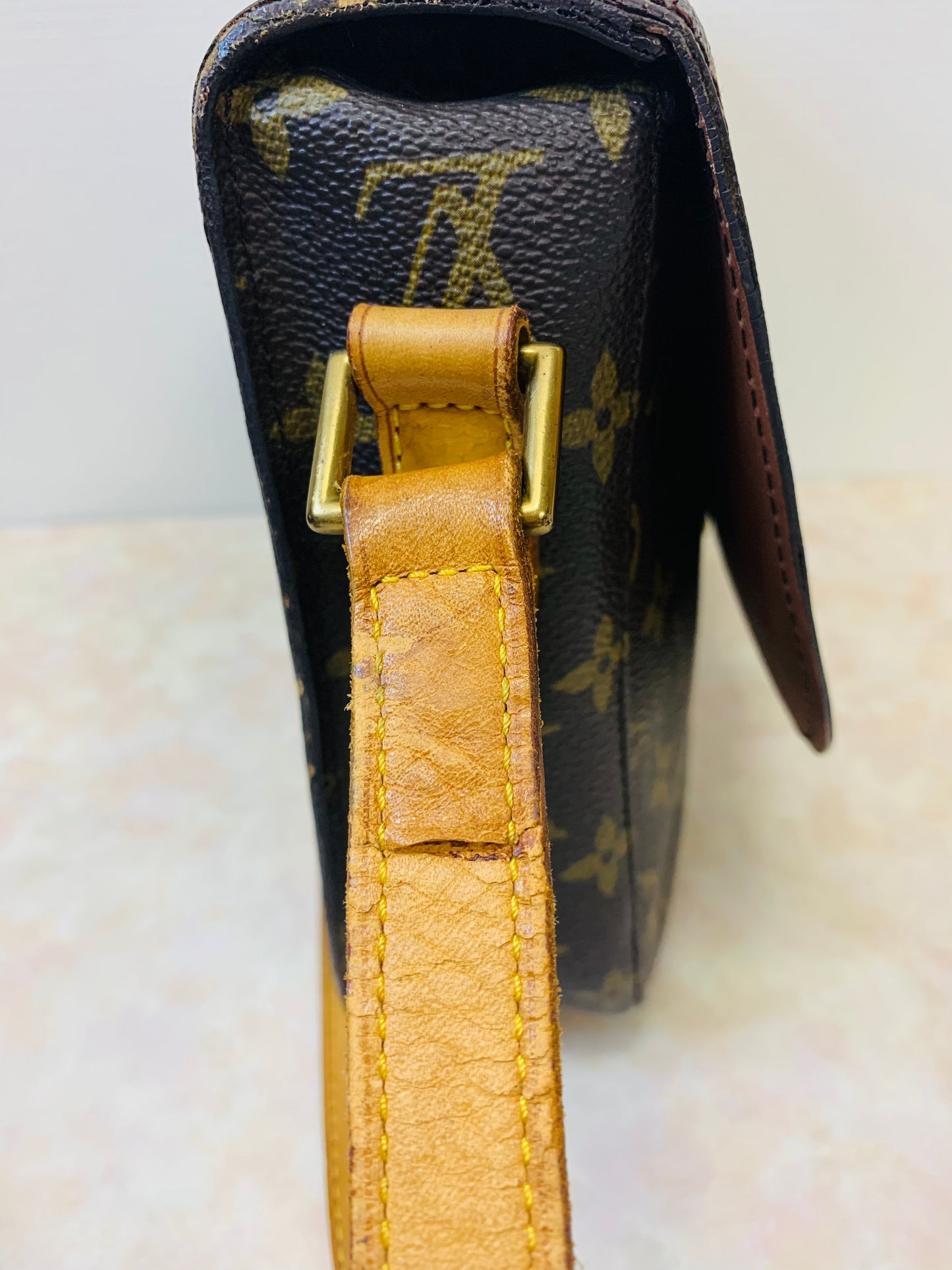 LOUIS VUITTON Saint Cloud GM