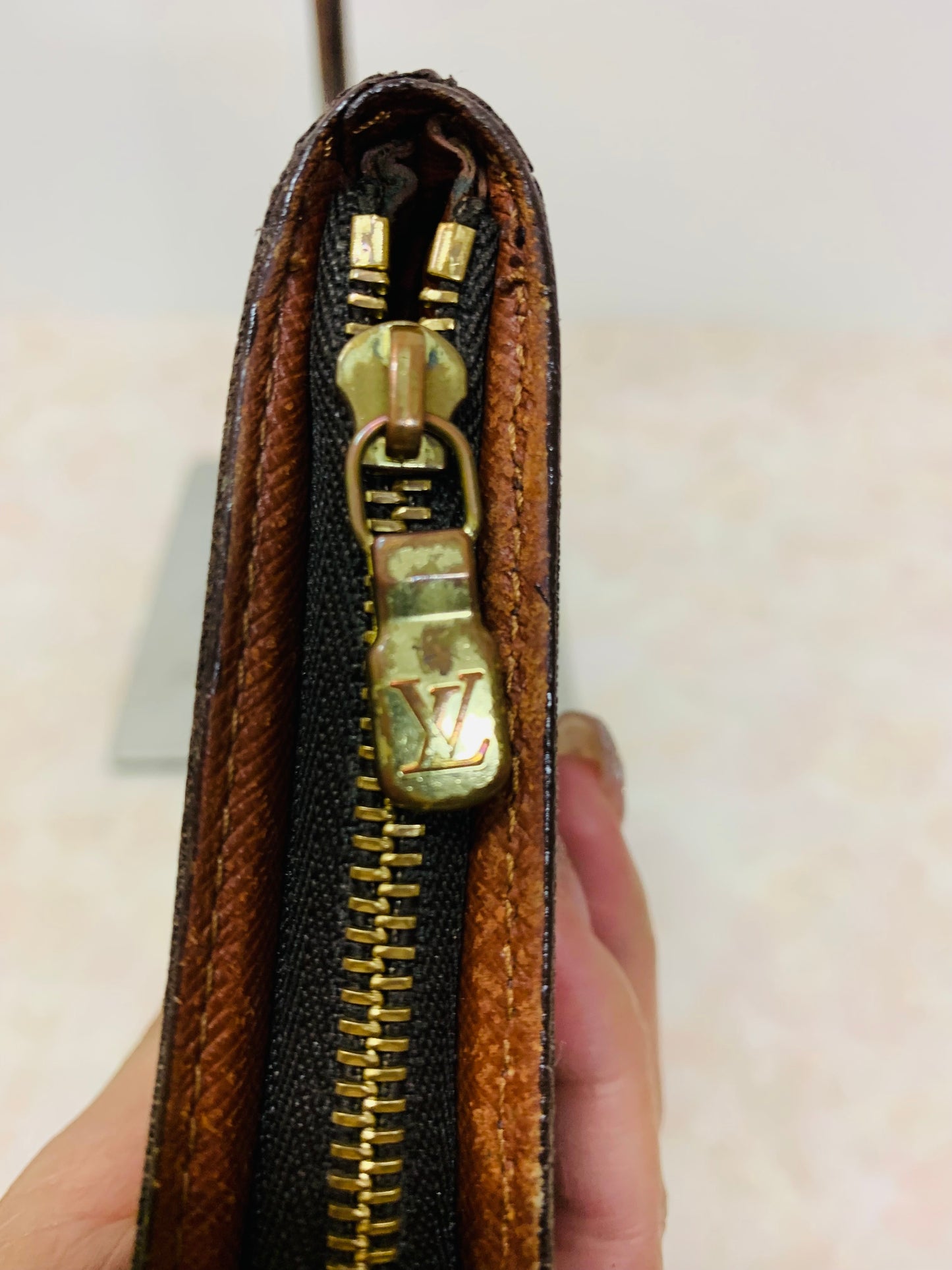 LOUIS VUITTON ZIPPY COMPACT WALLET Old Model