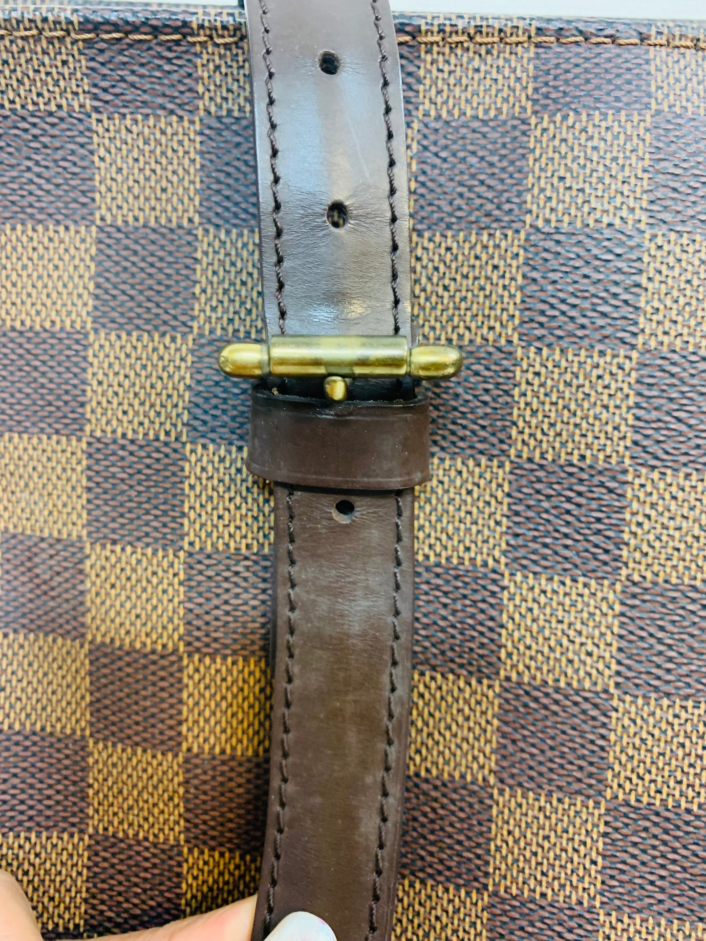 LOUIS VUITTON  Chelsea Damier Ebene Tote Bag