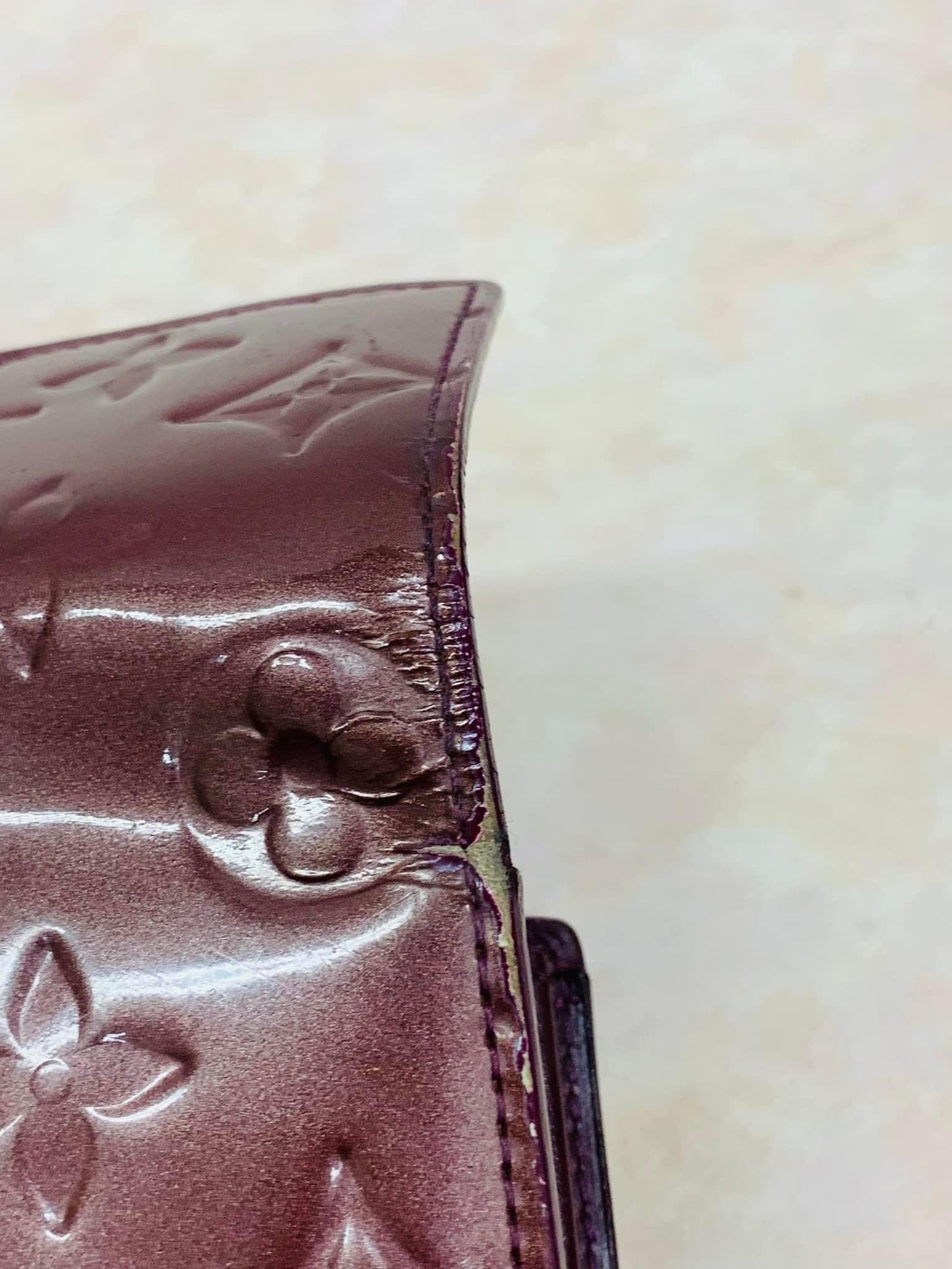 LOUIS VUITTON VERNIS SARAH WALLET