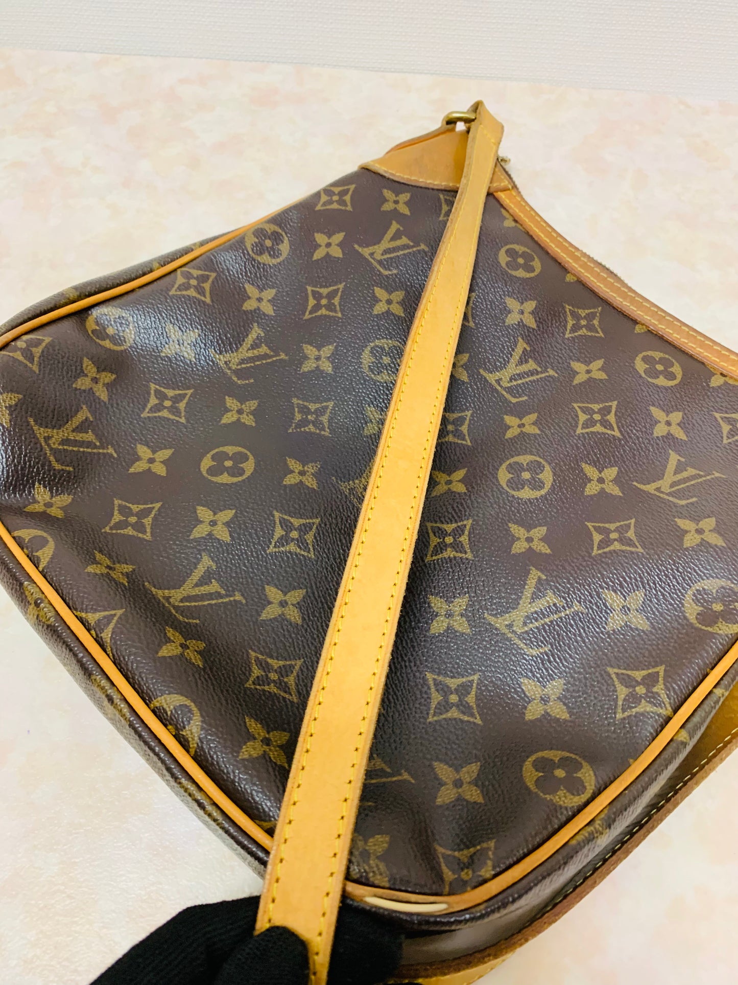 LOUIS VUITTON ODEON PM